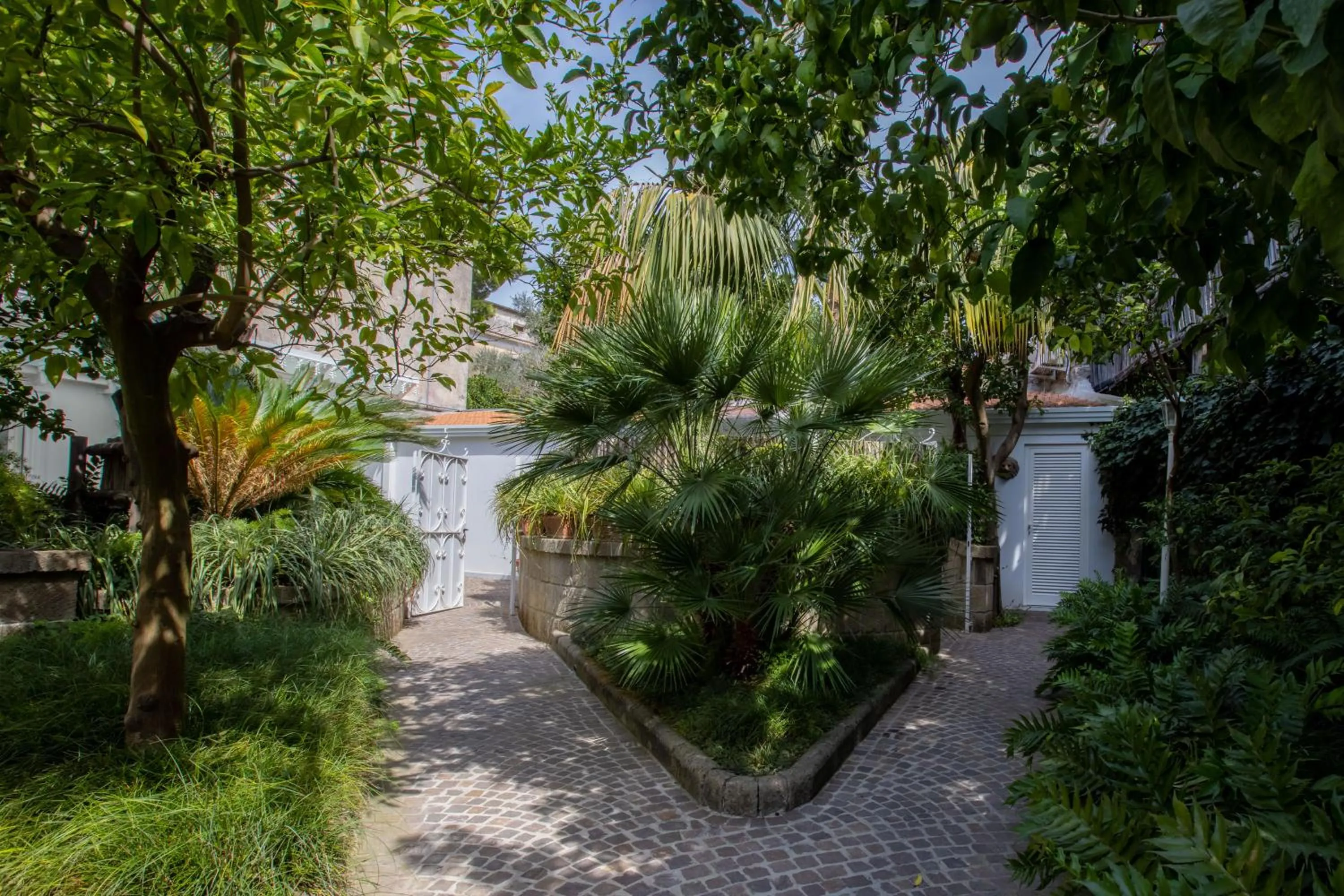 Garden in Relais Villa Savarese