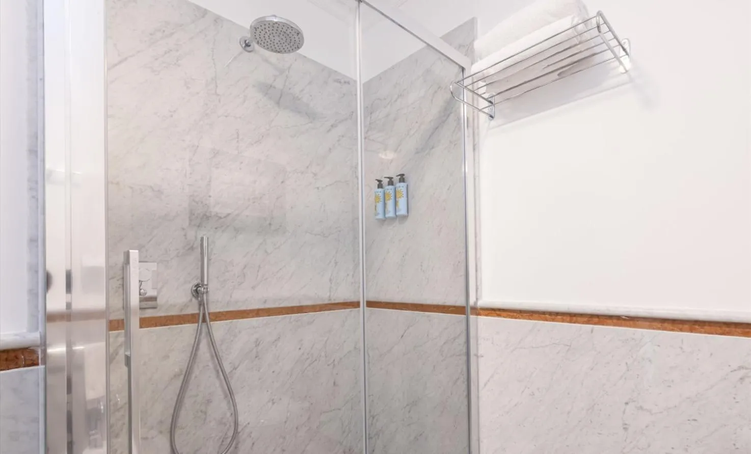 Shower in Relais Villa Savarese