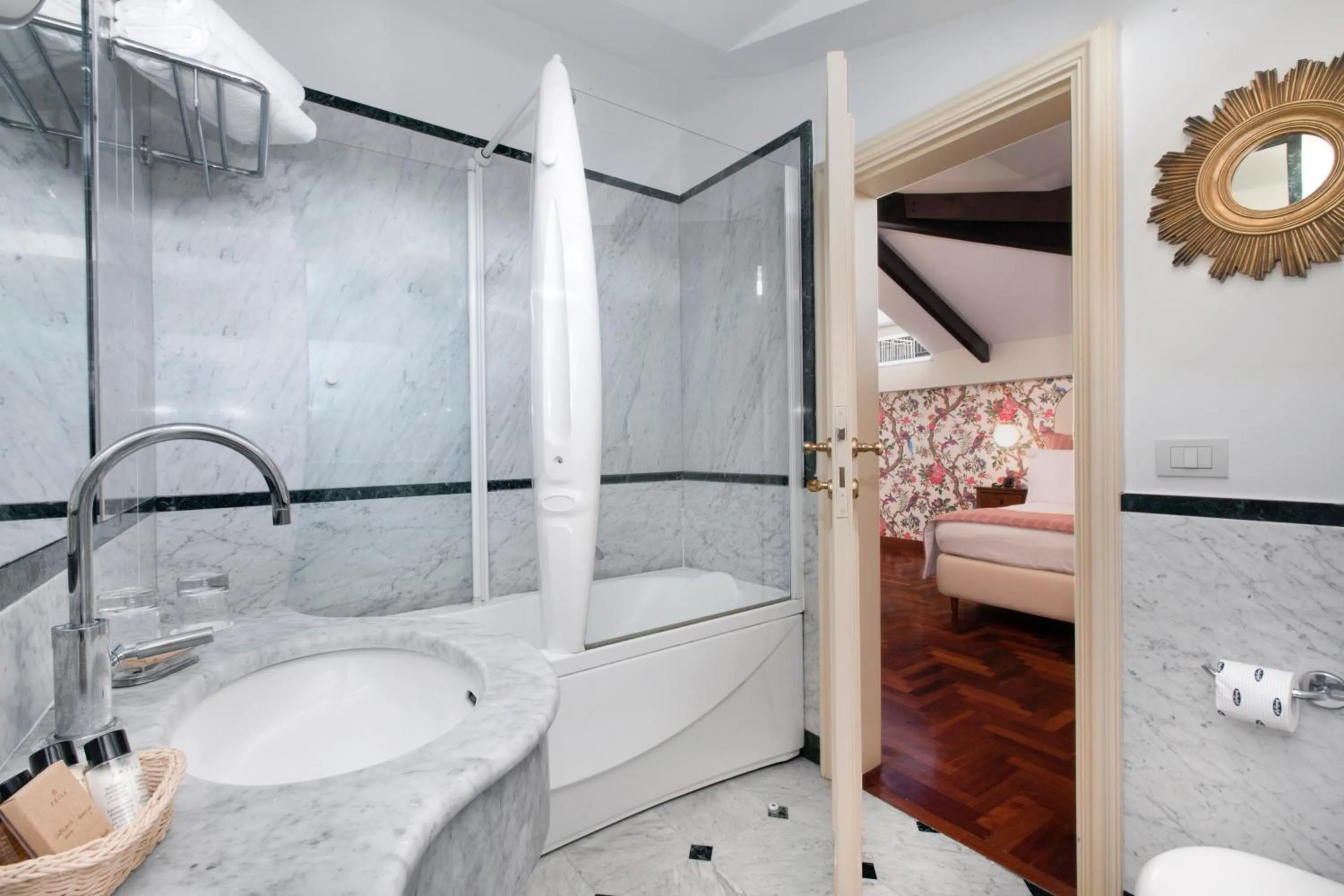 Shower in Relais Villa Savarese