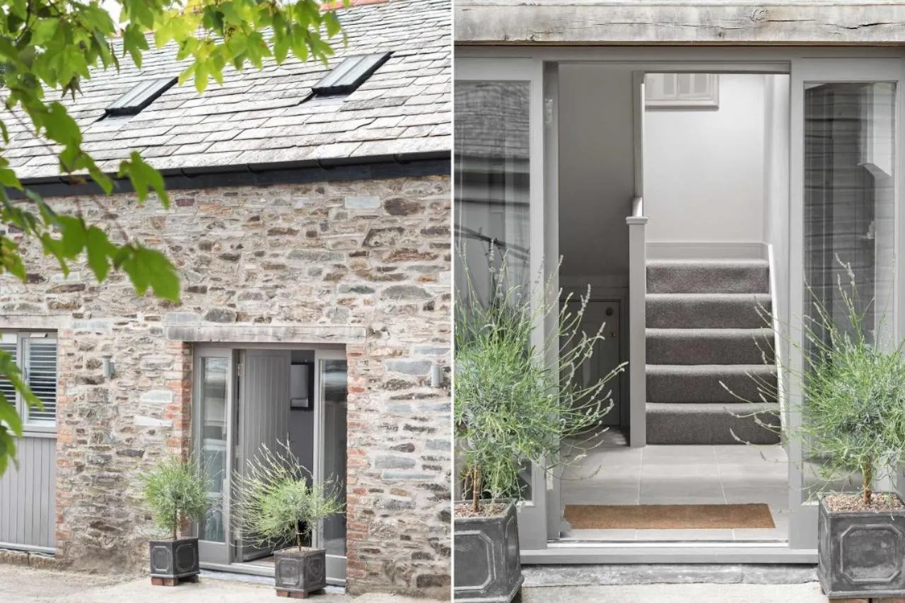 Property building in St Tudy Inn