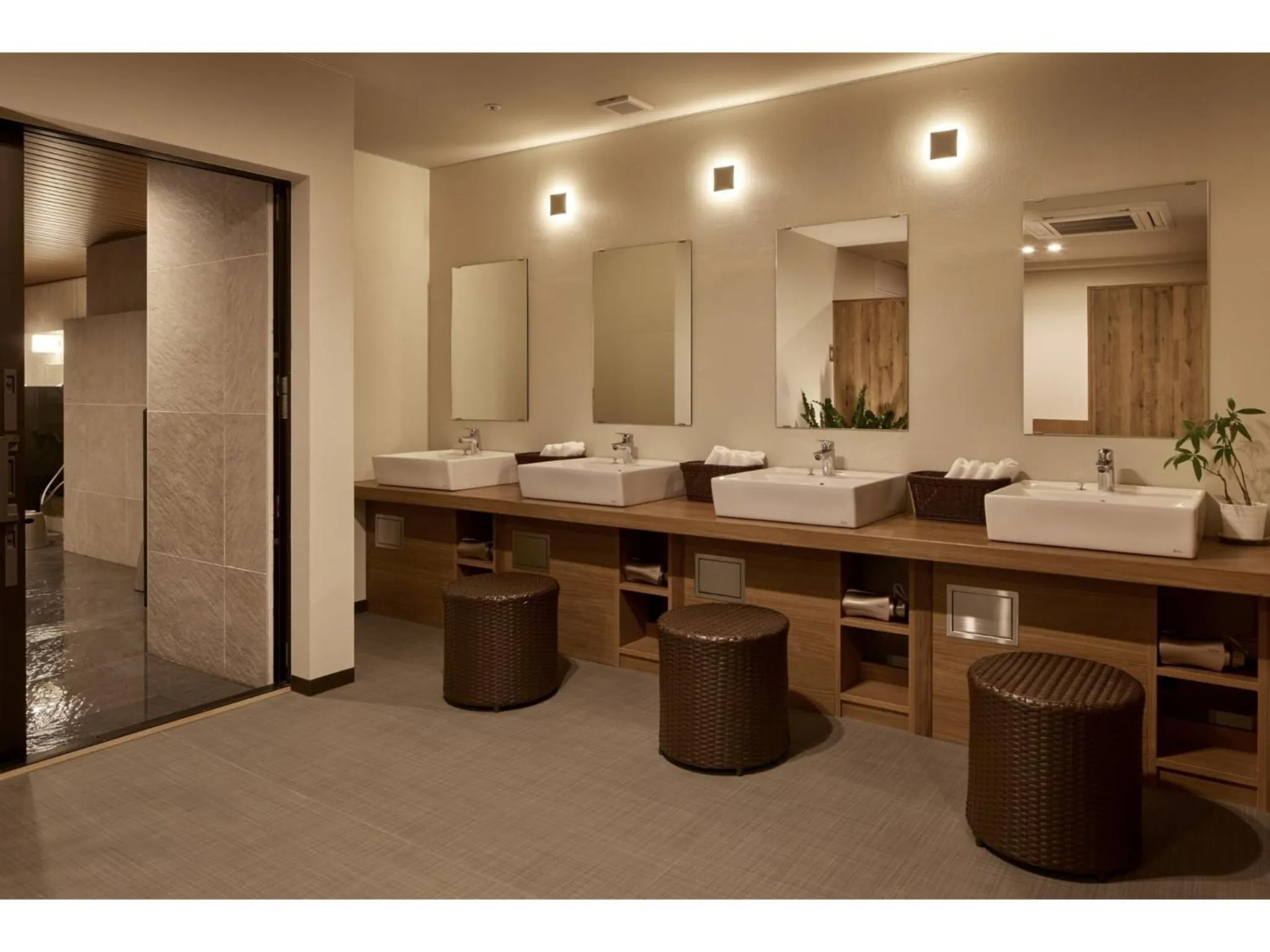 Hotel RESH Tottori Ekimae - Vacation STAY 47411v