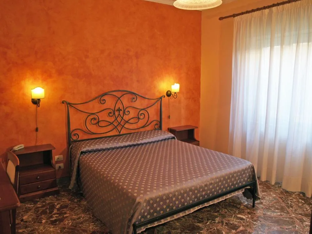 Bed in Costa Azzurra