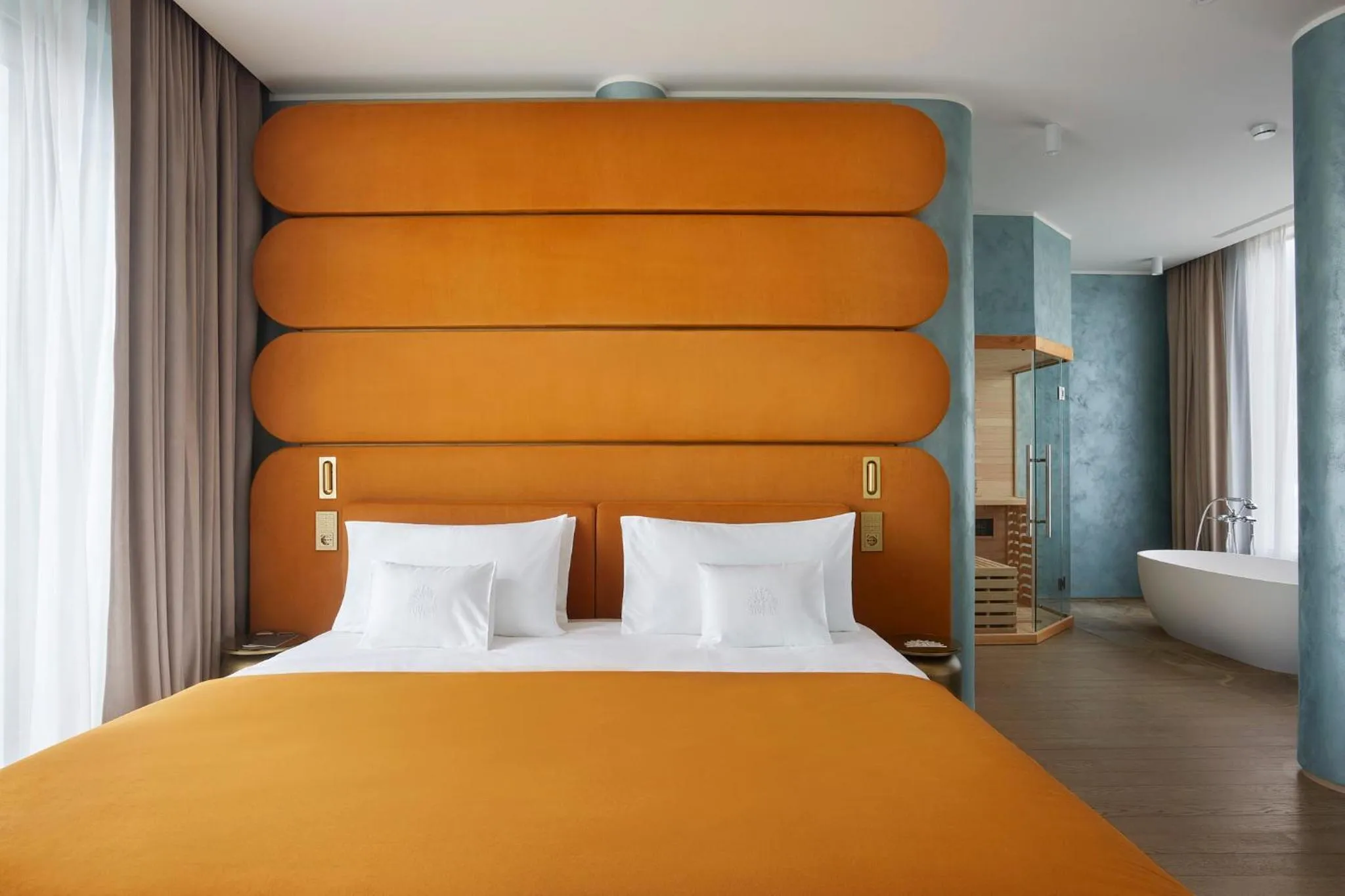 Bed in Boutique Hotel Stresa