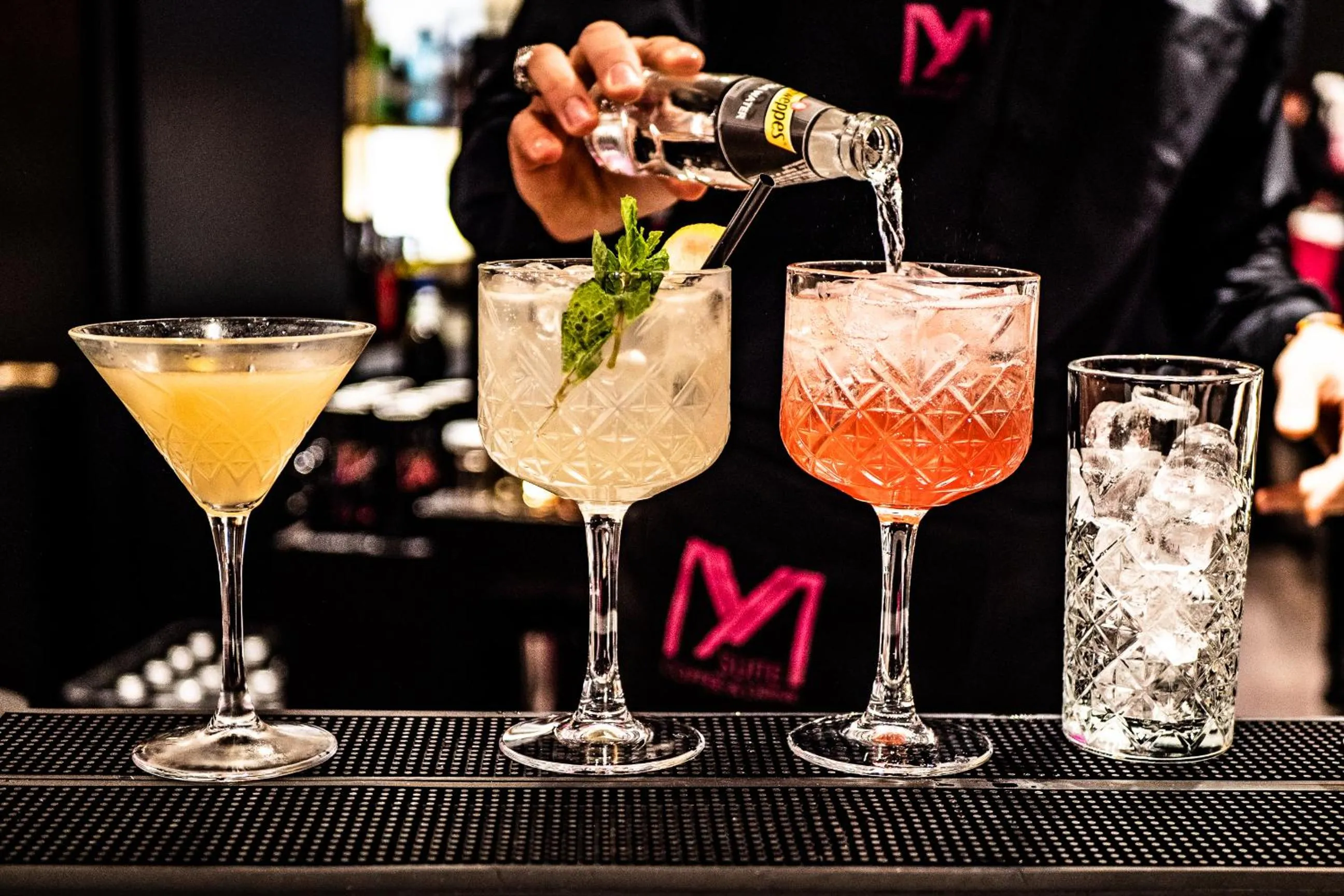 Restaurant/places to eat in My Suite Hotel