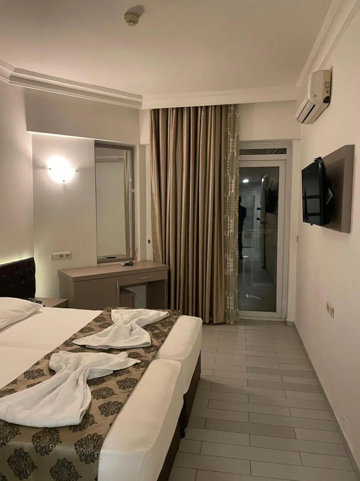 Photo of the whole room, Bed in Cleopatra City Hotel Alanya