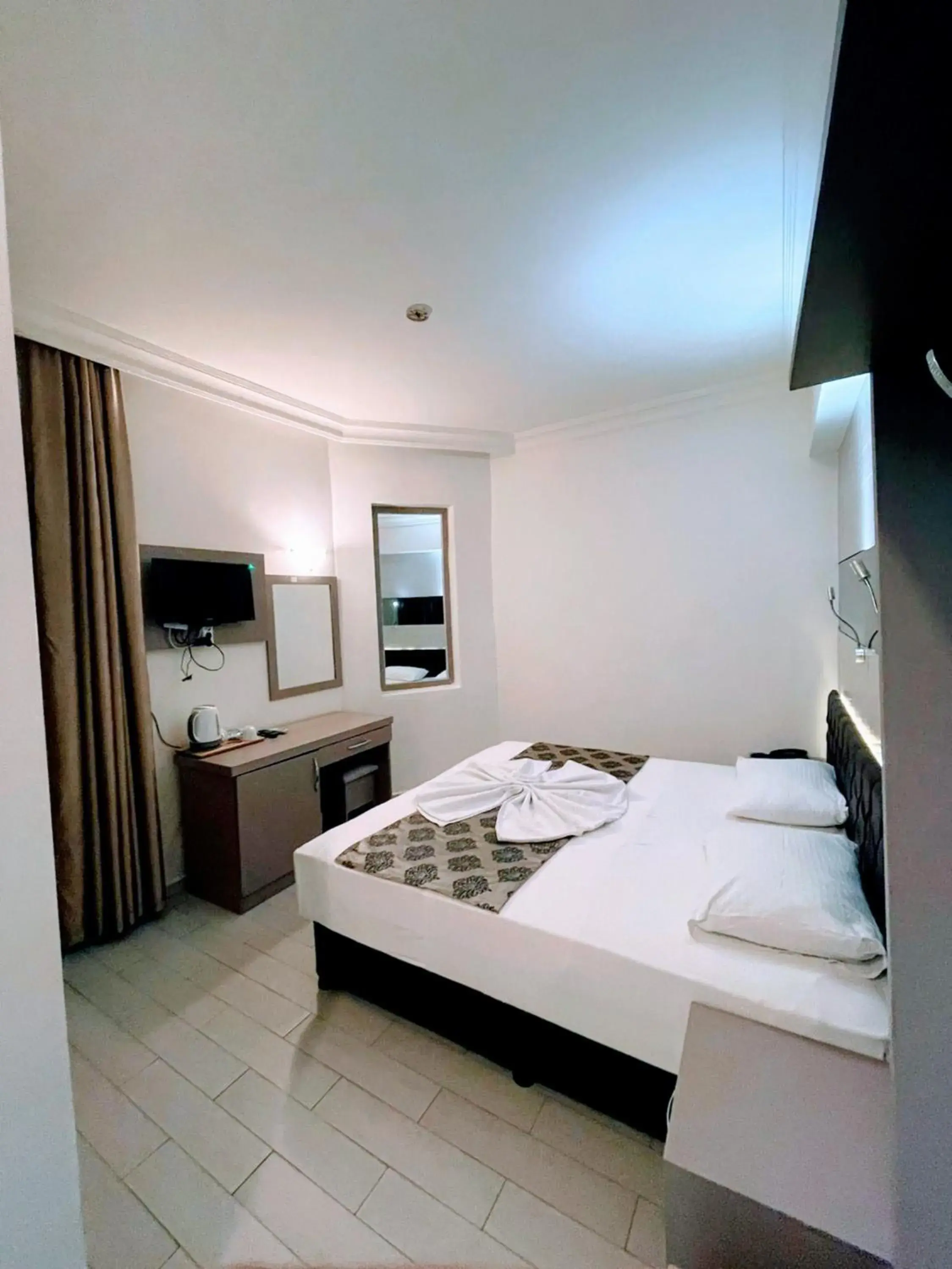 TV and multimedia, Bed in Cleopatra City Hotel Alanya TV and multimedia, Bed in Cleopatra City Hotel Alanya