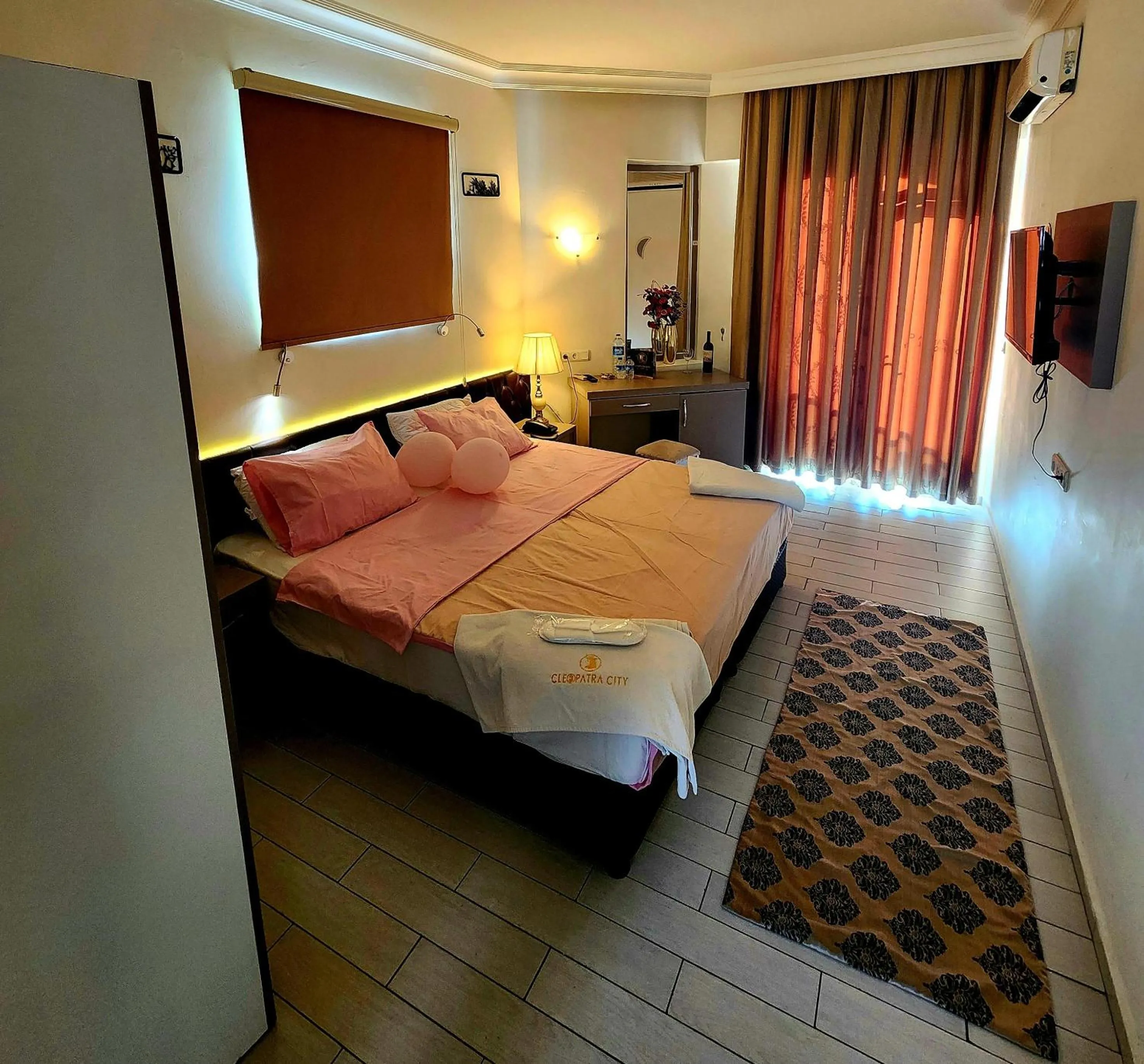Bedroom, Bed in Cleopatra City Hotel Alanya