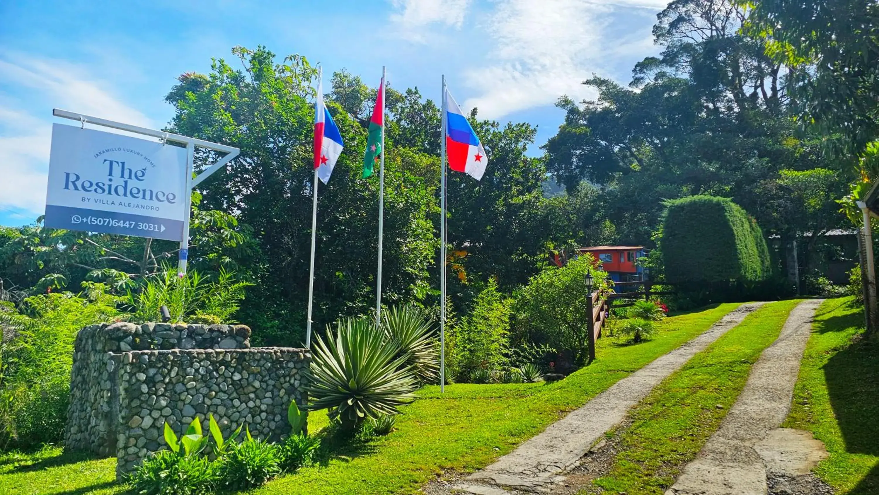 Junior Suite with Garden View in The Residence by Villa Alejandro Junior Suite with Garden View in The Residence by Villa Alejandro