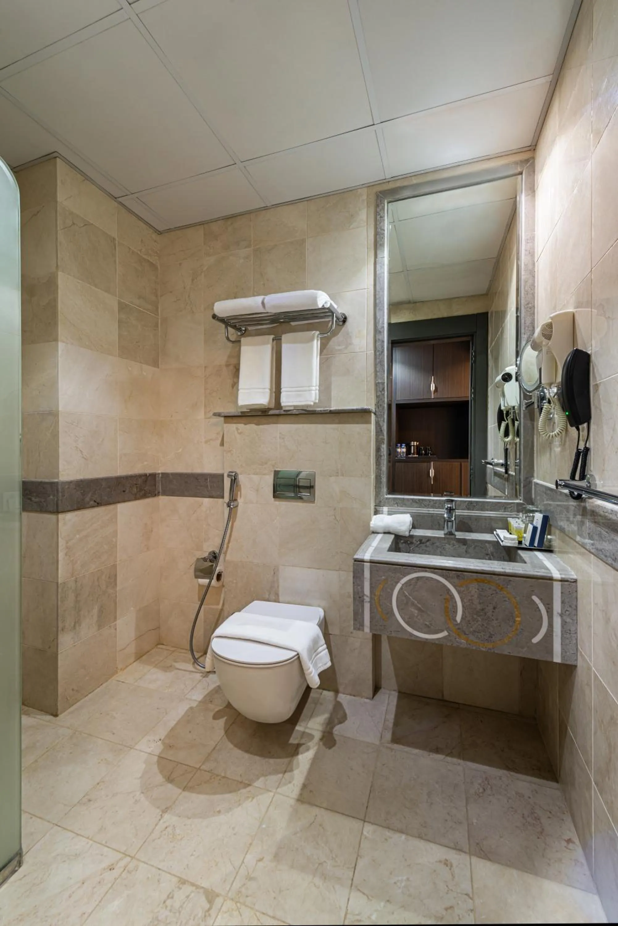 Shower in Best Western Ajyad Makkah