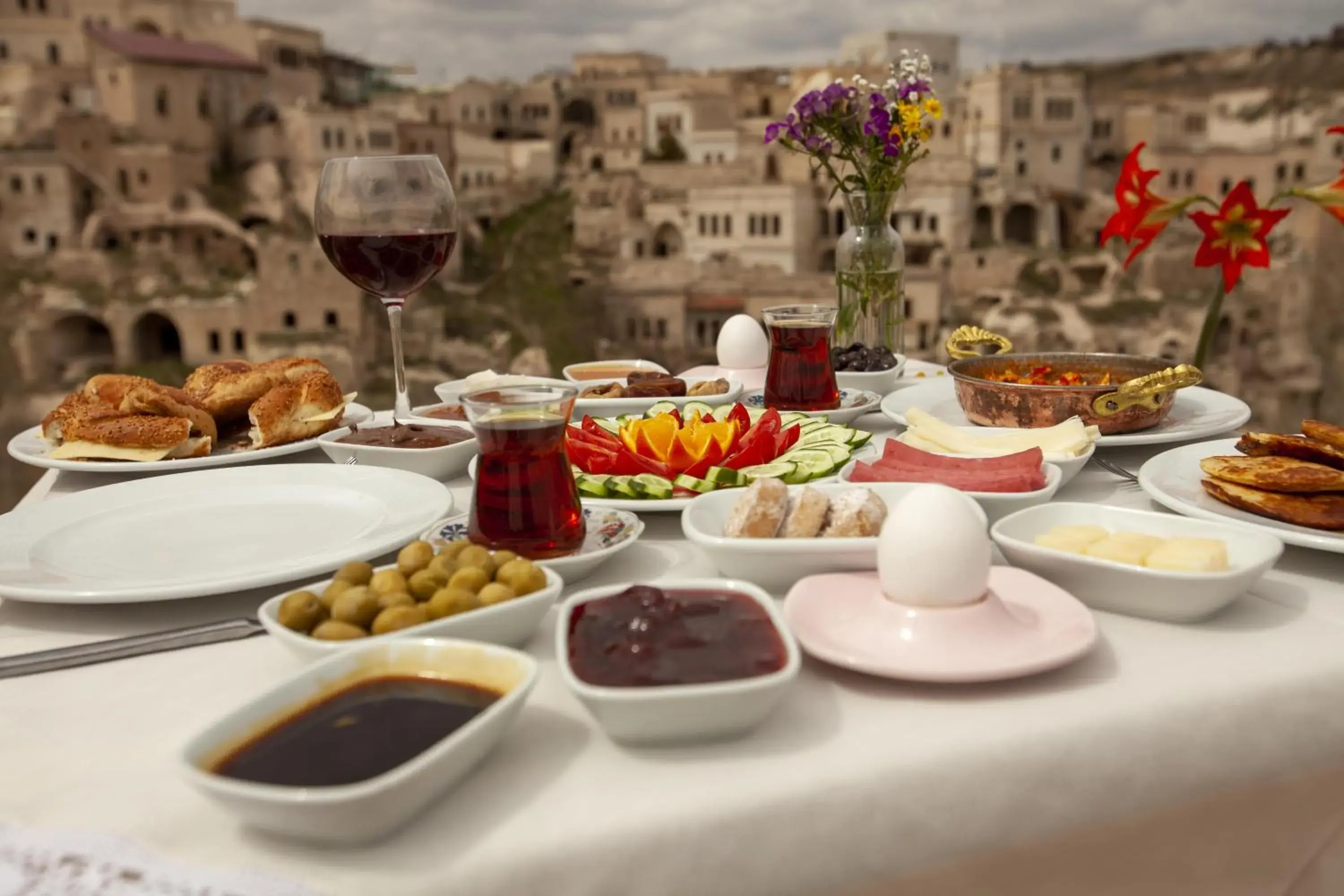 Restaurant/places to eat in Narcissos Cave Restaurant/places to eat in Narcissos Cave