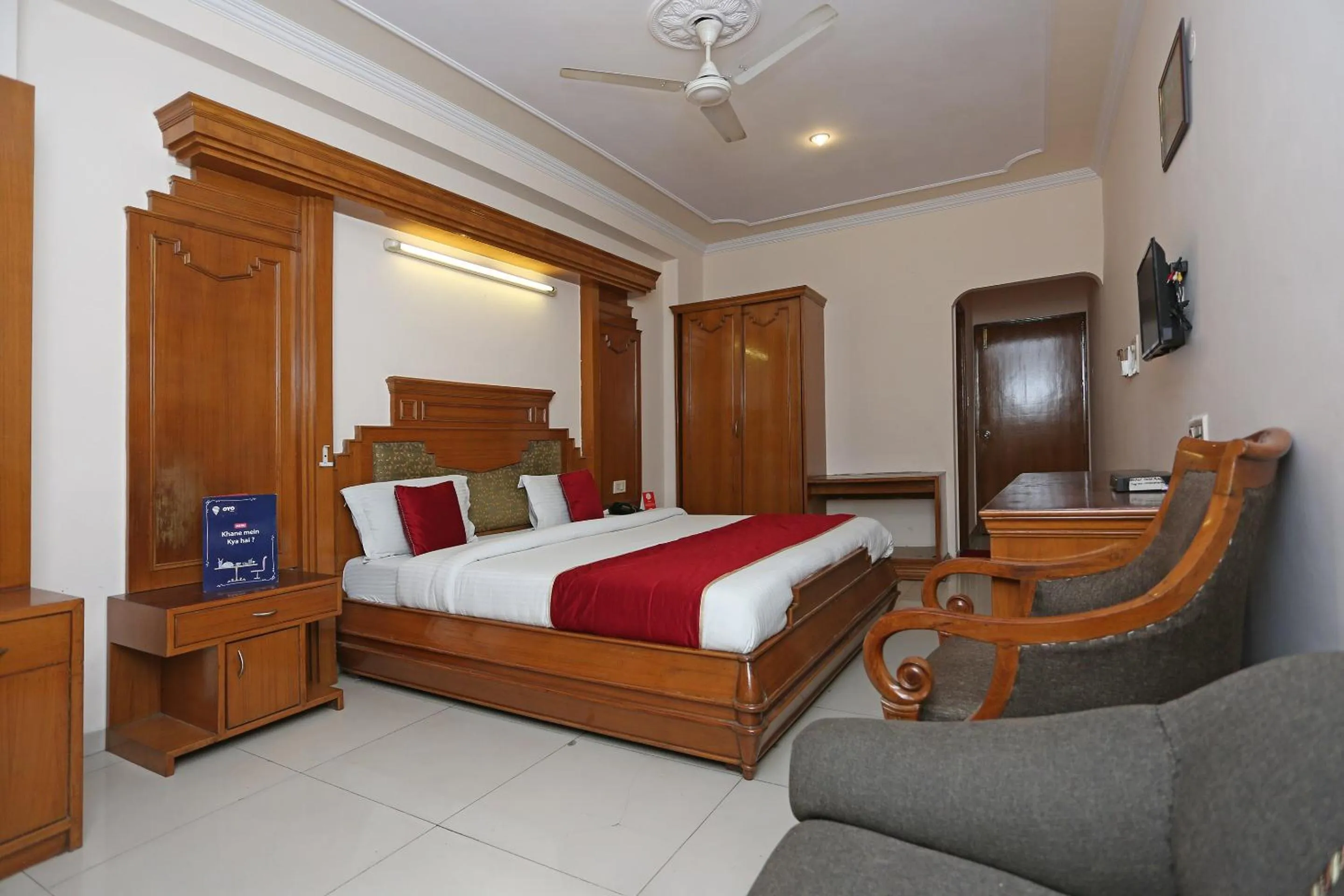 Bedroom, Bed in Hotel O Gold Palace