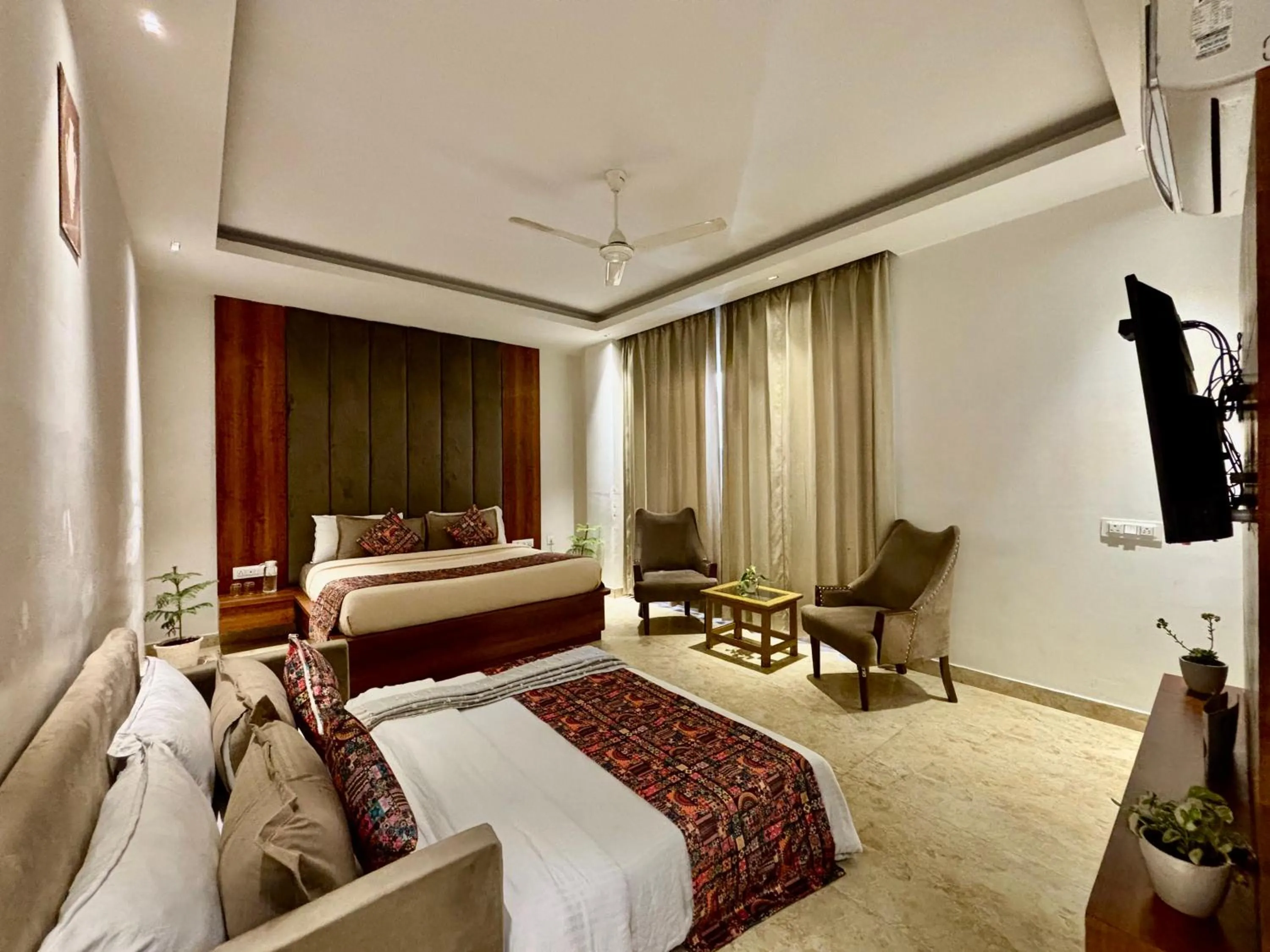 Photo of the whole room, Bed in Vyom Boutique Hotel Rishikesh