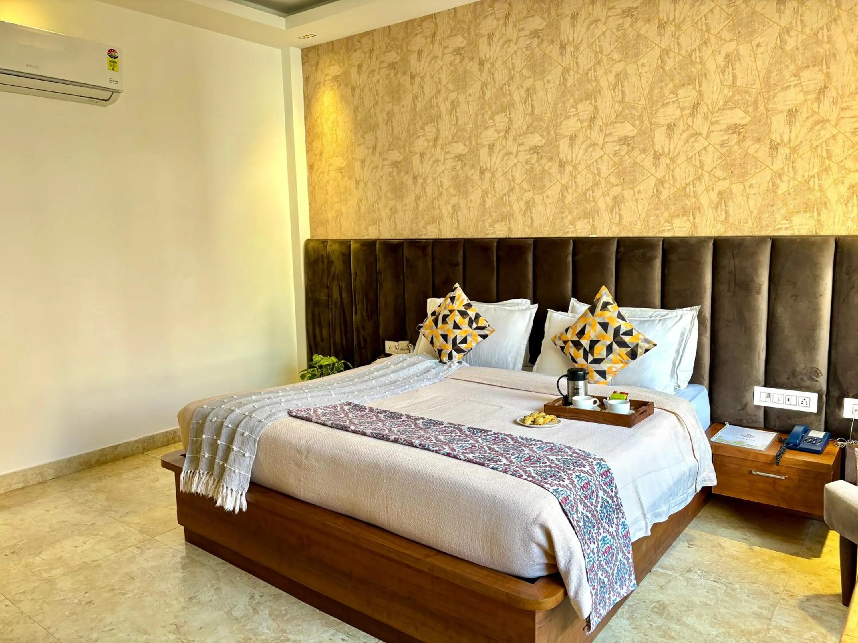 Photo of the whole room, Bed in Vyom Boutique Hotel Rishikesh