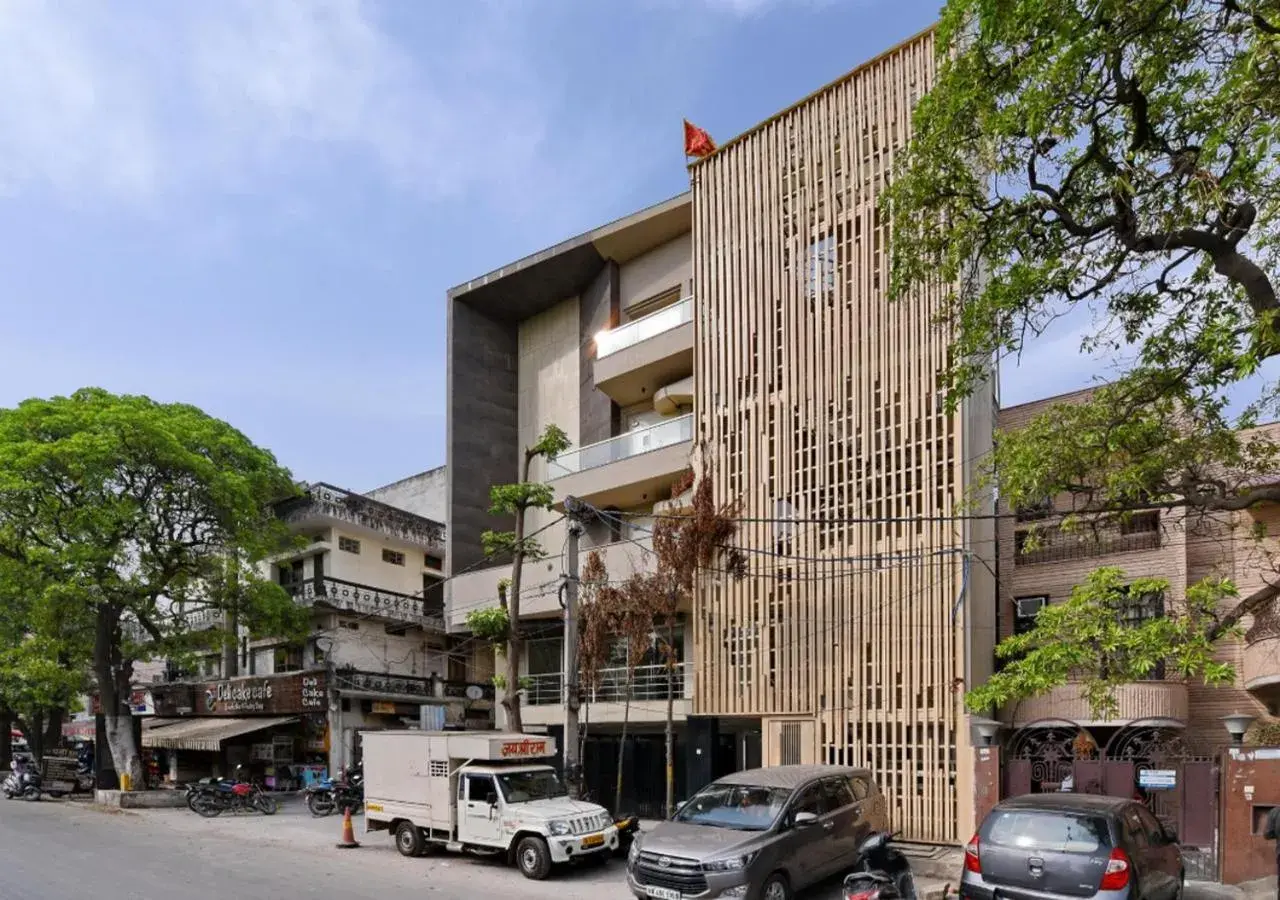 Facade/entrance in FabHotel Pitampura Facade/entrance in FabHotel Pitampura