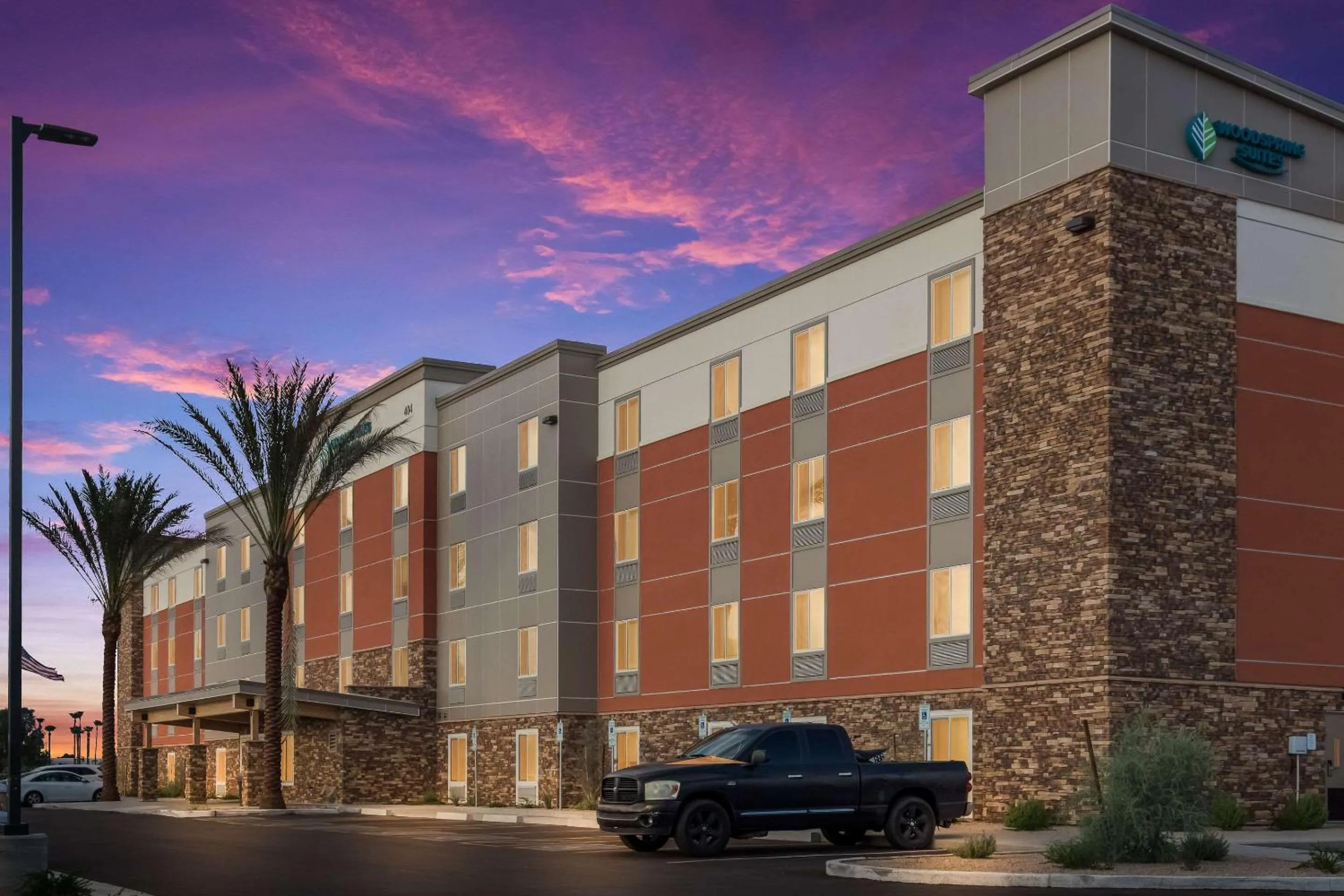 Property building in WoodSpring Suites Mesa Chandler