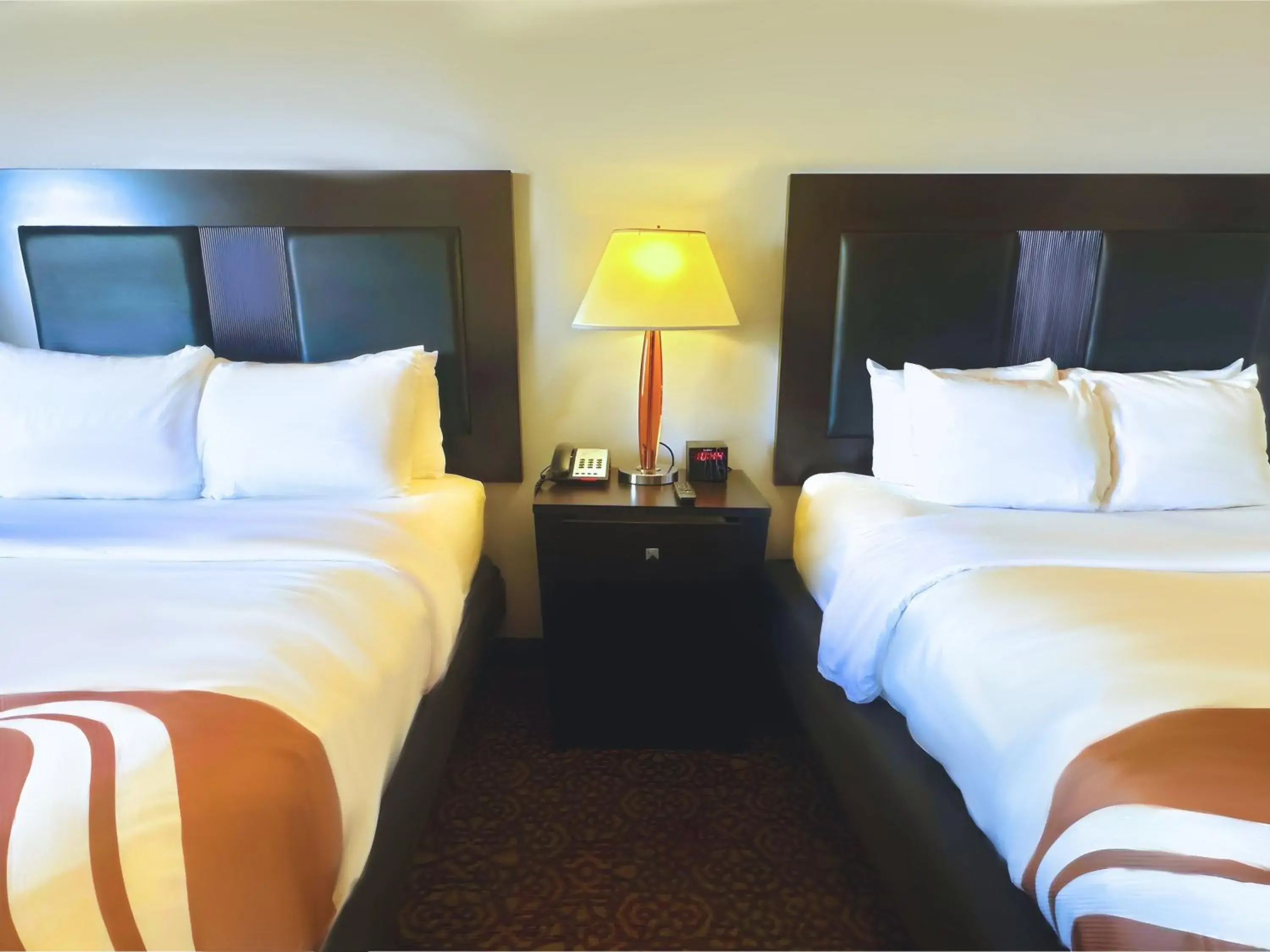 Bedroom, Bed in Quality Inn Fort Worth - Downtown East Bedroom, Bed in Quality Inn Fort Worth - Downtown East