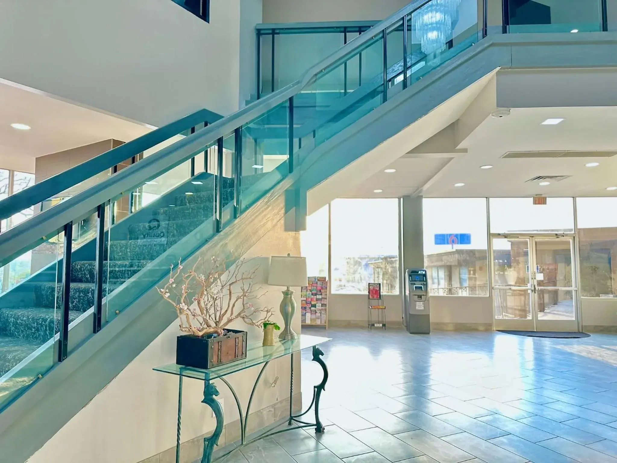 Property building in Quality Inn Fort Worth - Downtown East Property building in Quality Inn Fort Worth - Downtown East