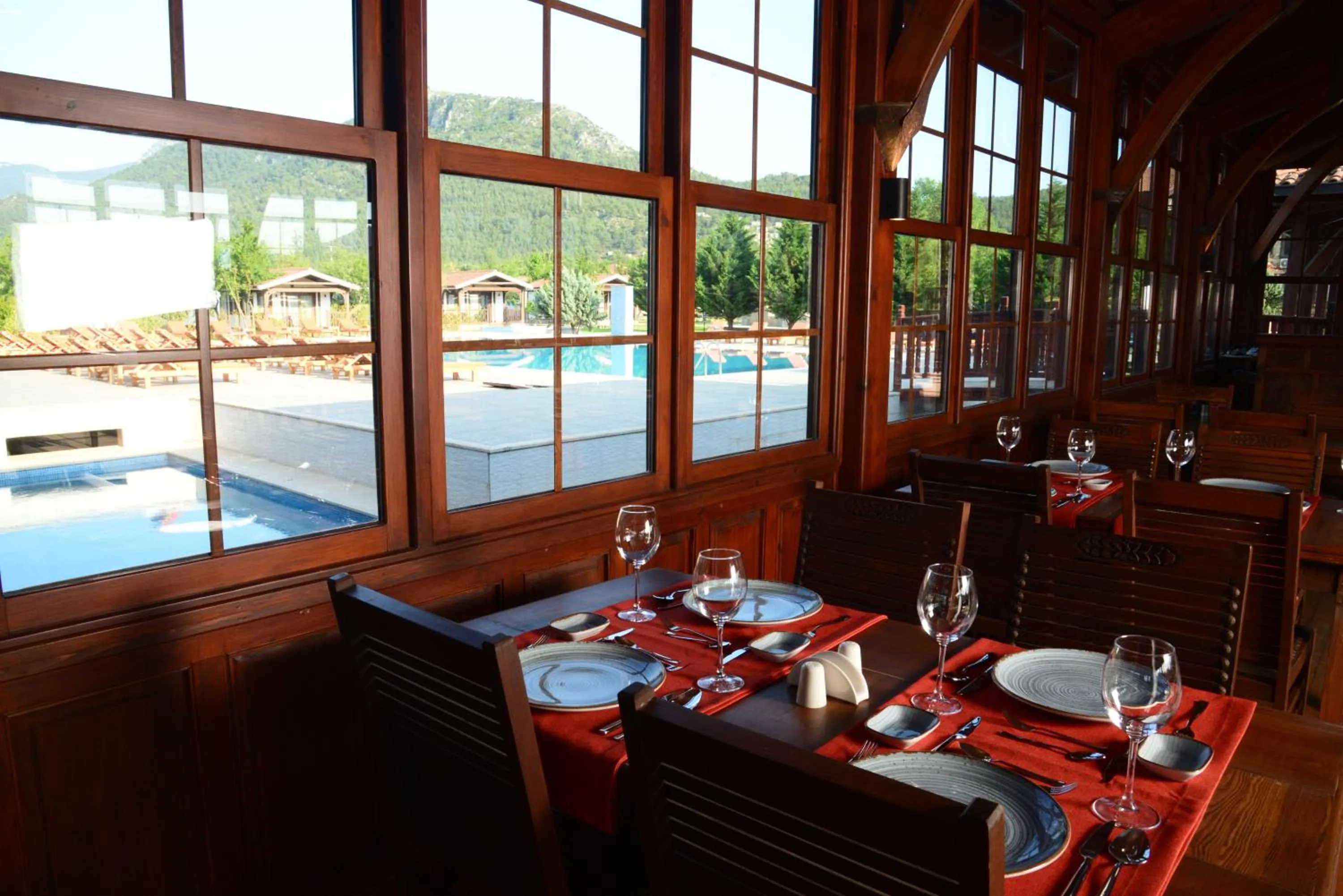 Restaurant/places to eat in Enso Inn