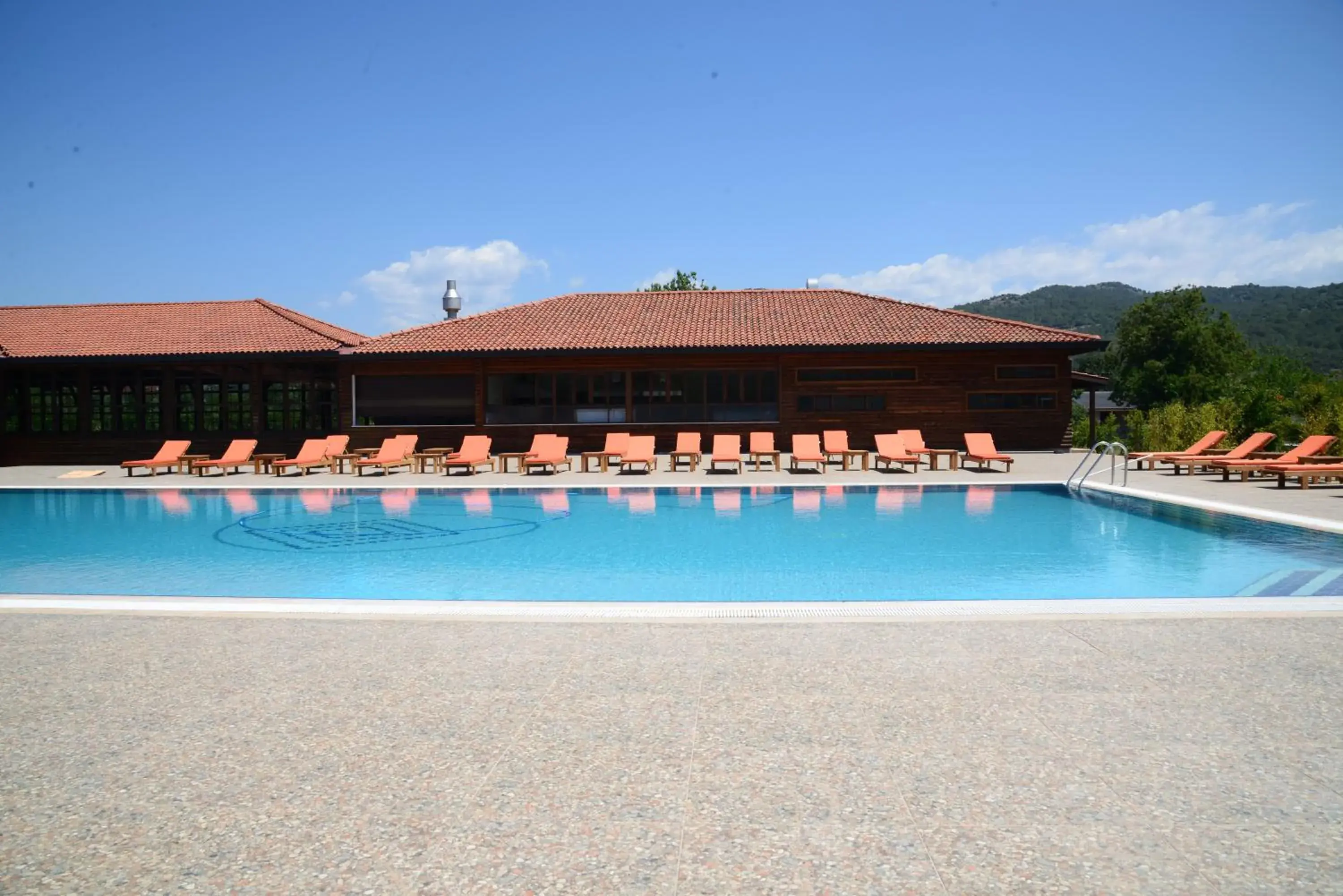 Swimming pool in Enso Inn Swimming pool in Enso Inn