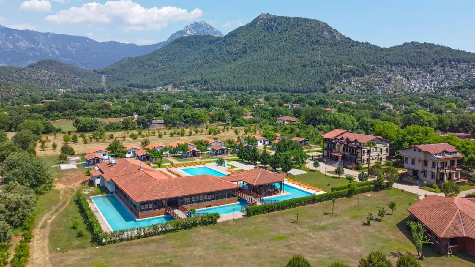 Property building in Enso Inn Property building in Enso Inn