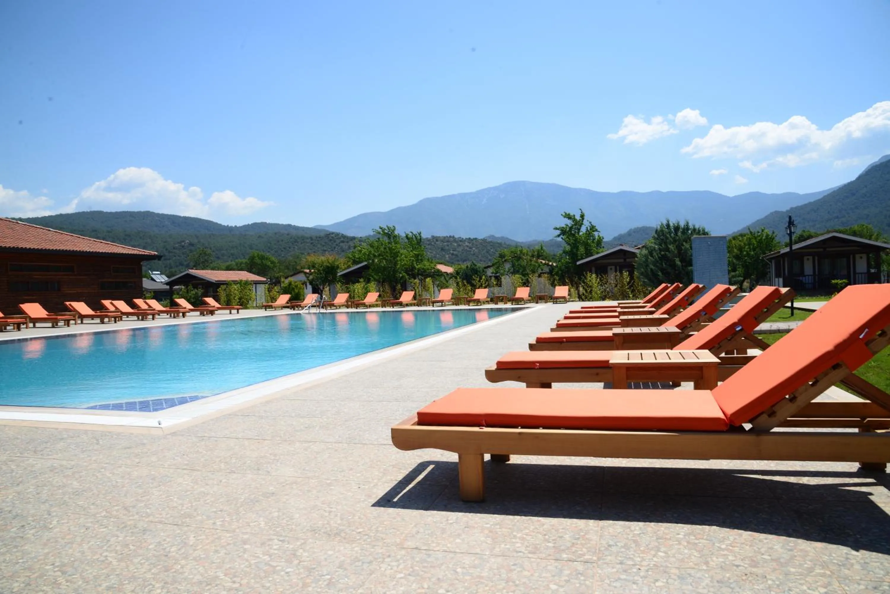 Swimming pool in Enso Inn