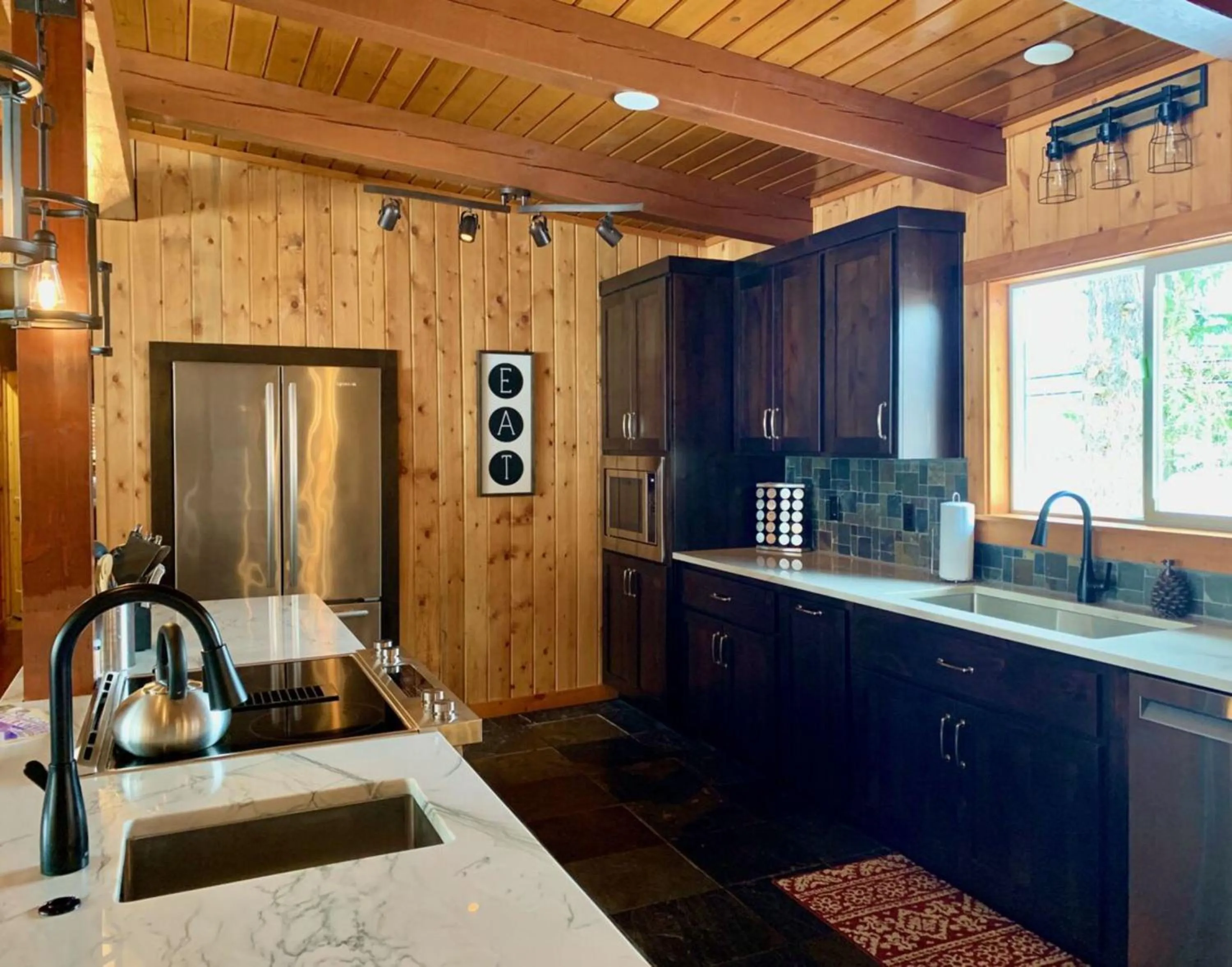 Kitchen or kitchenette in Just For Fun by Casago McCall - Donerightmanagement