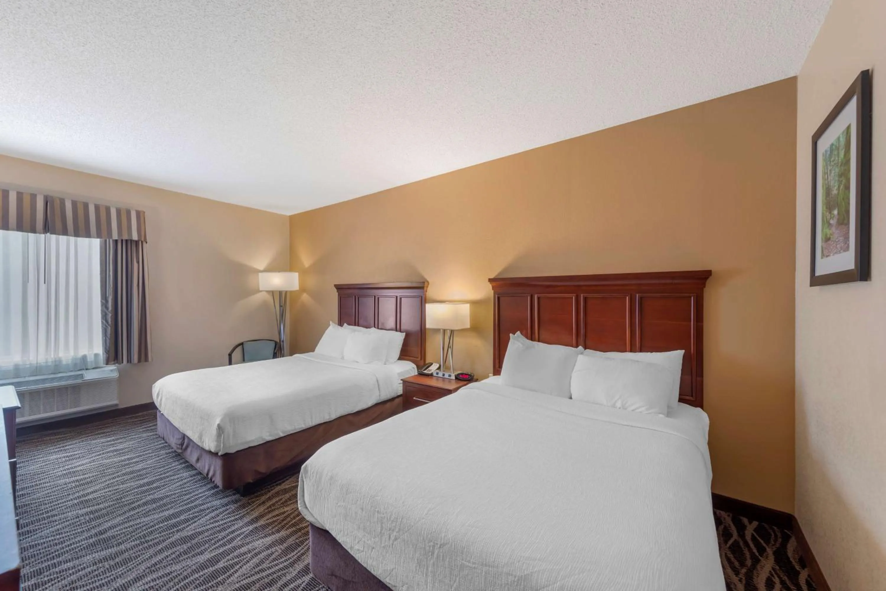 Bedroom, Bed in Best Western Plus Russellville Hotel & Suites