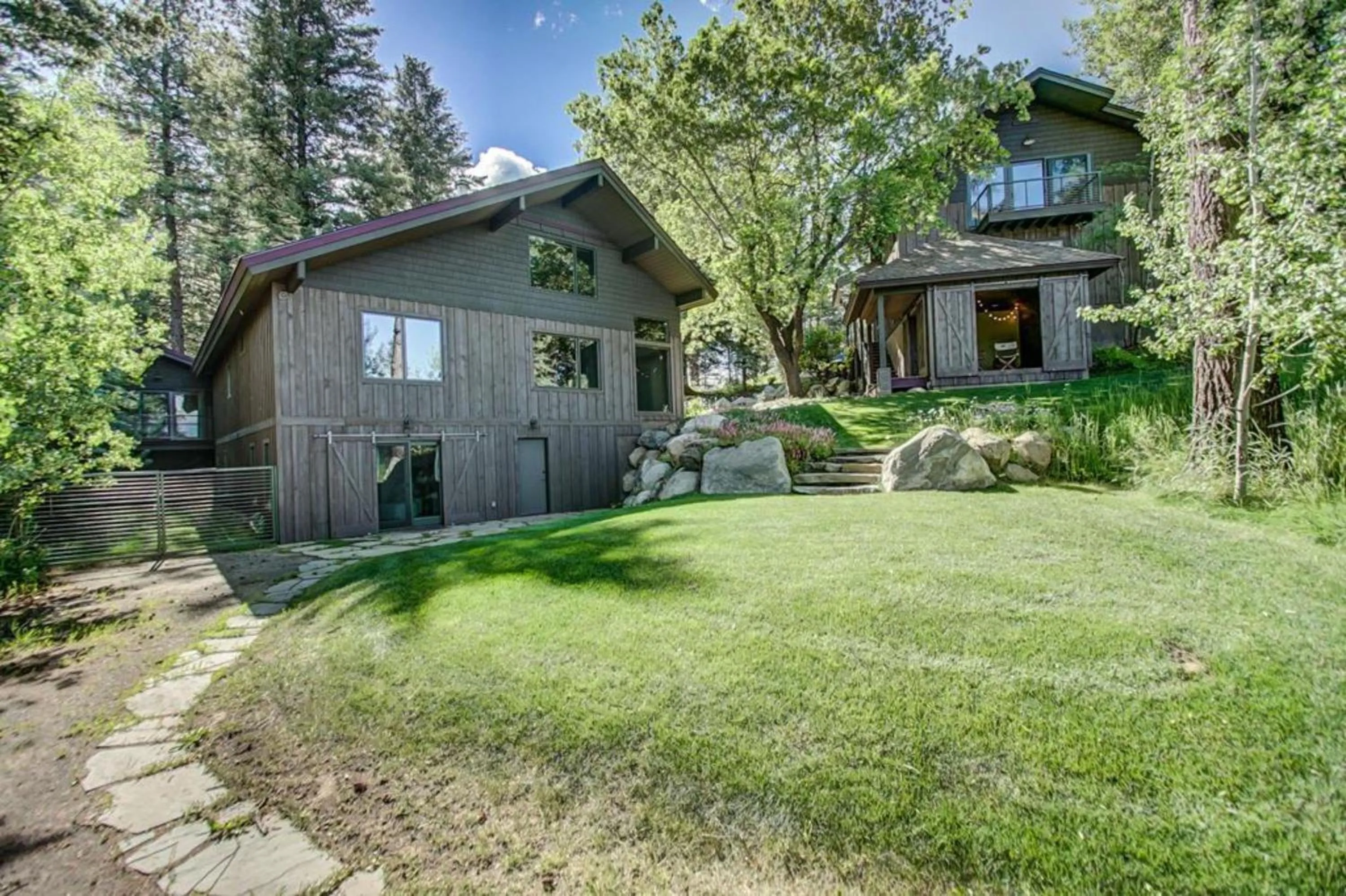 Property building in Mackinaw Manor by Casago McCall - Donerightmanagement