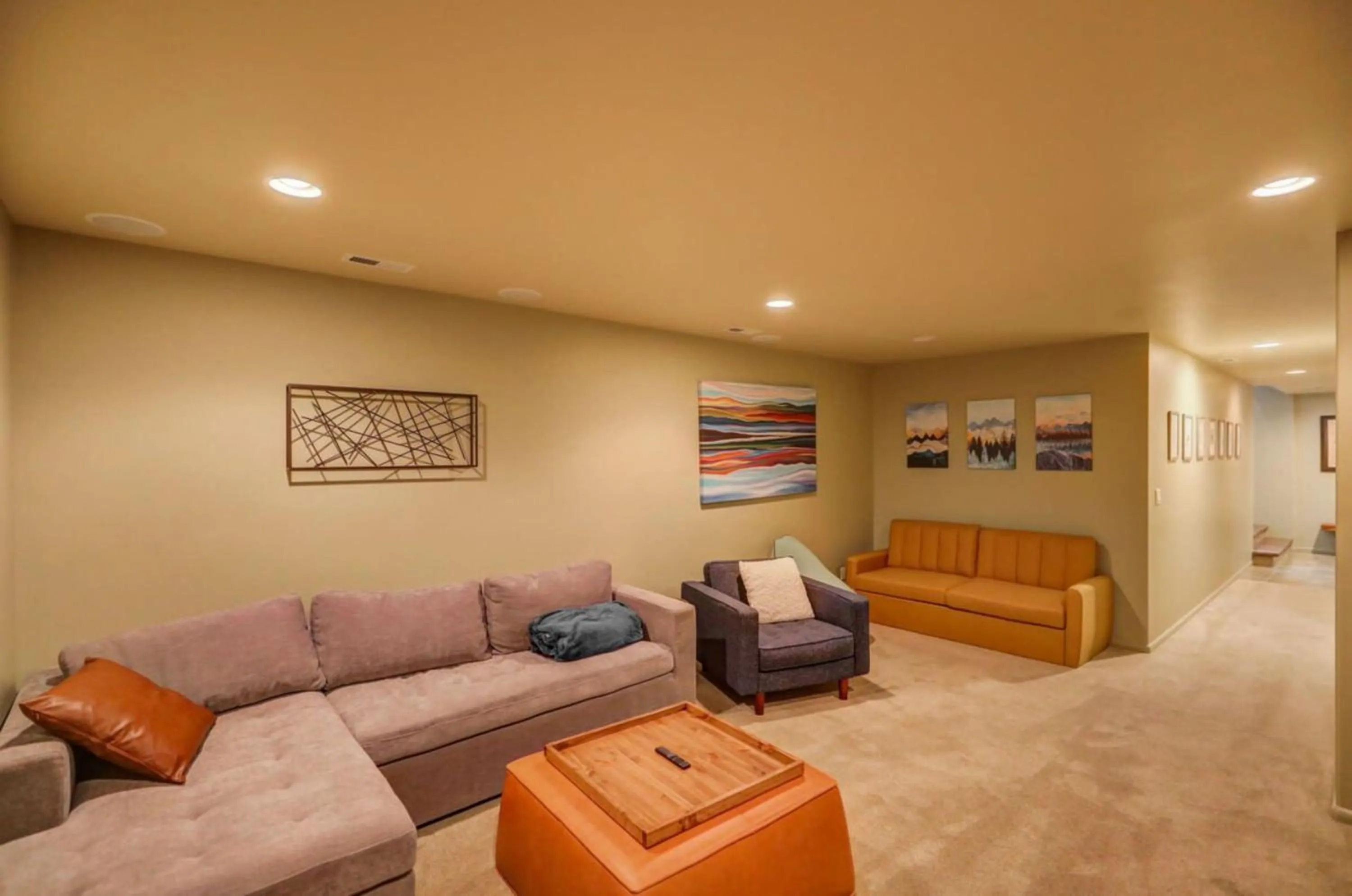 Living room in Mackinaw Manor by Casago McCall - Donerightmanagement