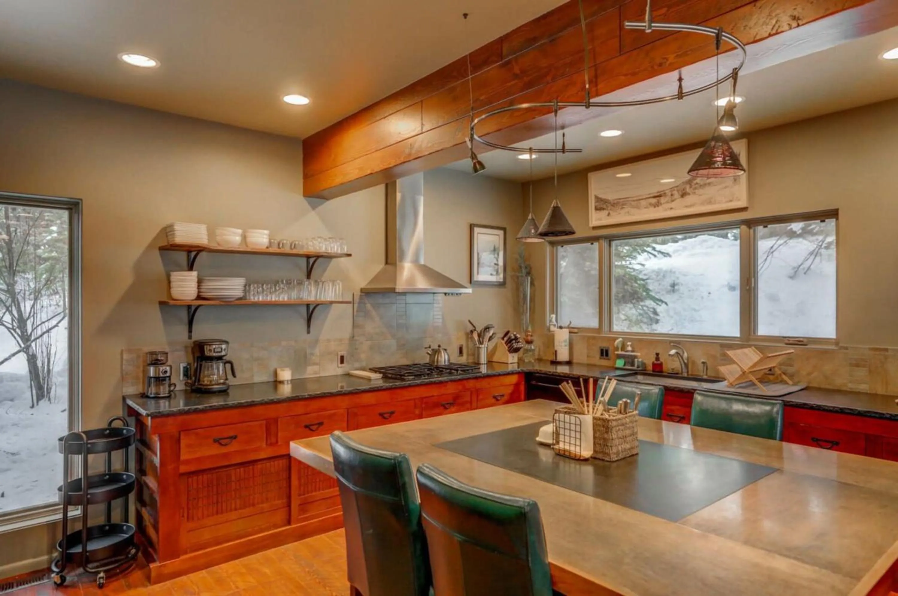 Kitchen or kitchenette in Mackinaw Manor by Casago McCall - Donerightmanagement