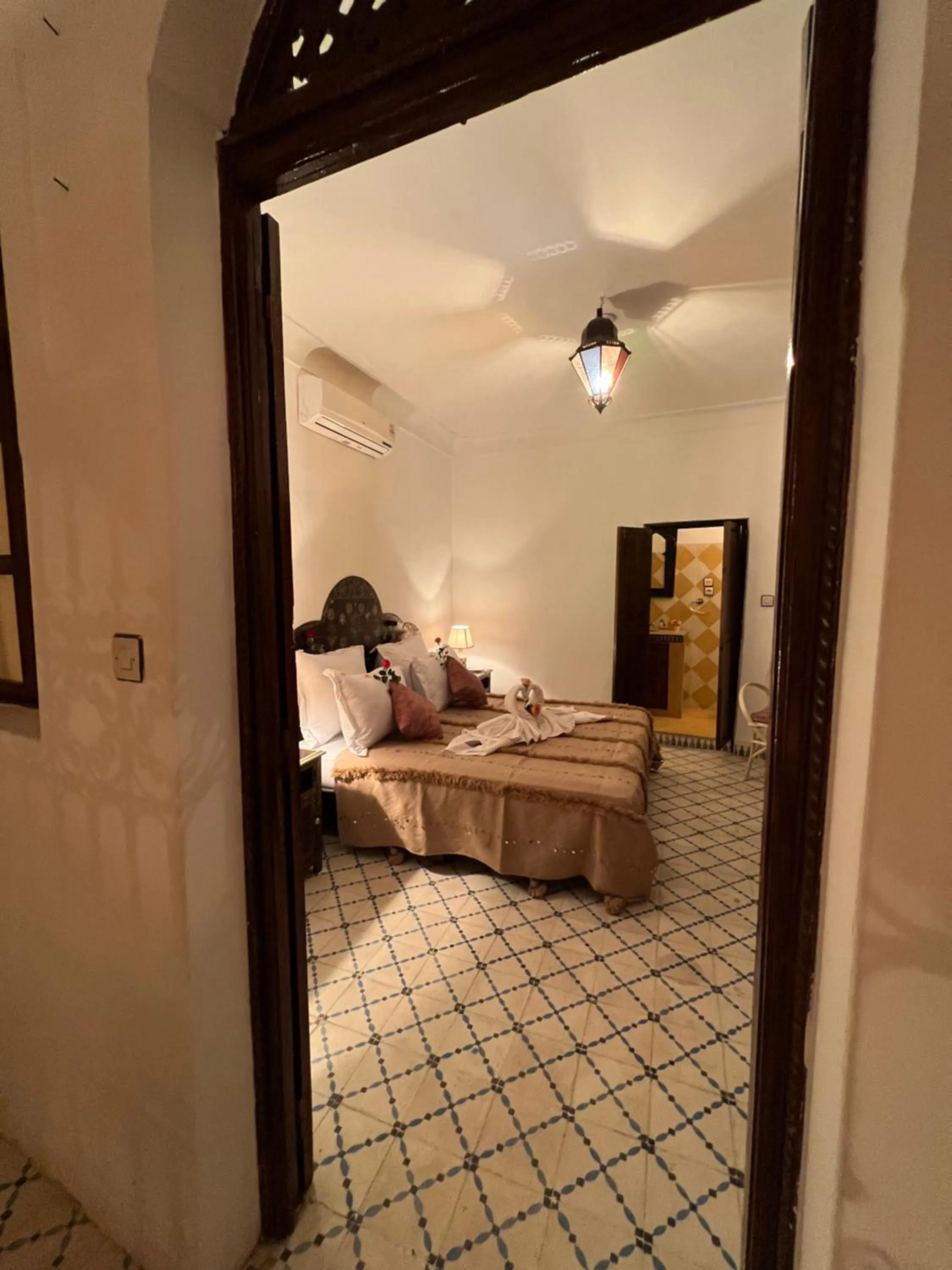Photo of the whole room, Bed in Riad Malfa