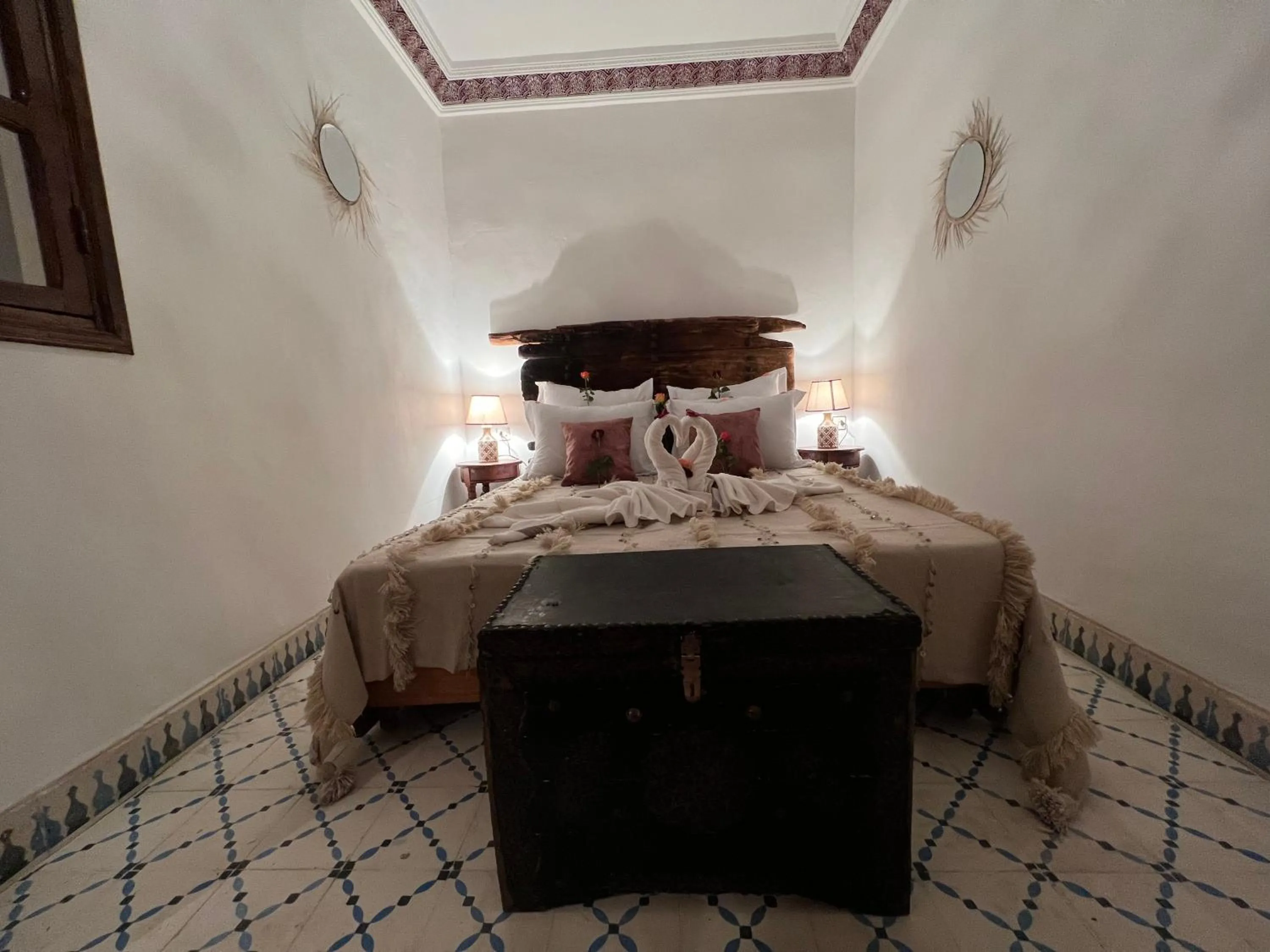 Photo of the whole room, Bed in Riad Malfa