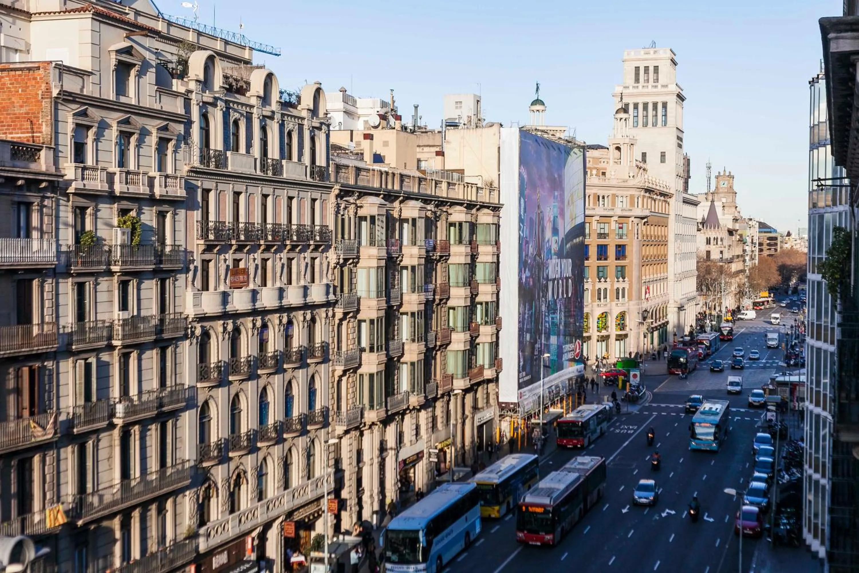Be Barcelona Plaza Catalunya