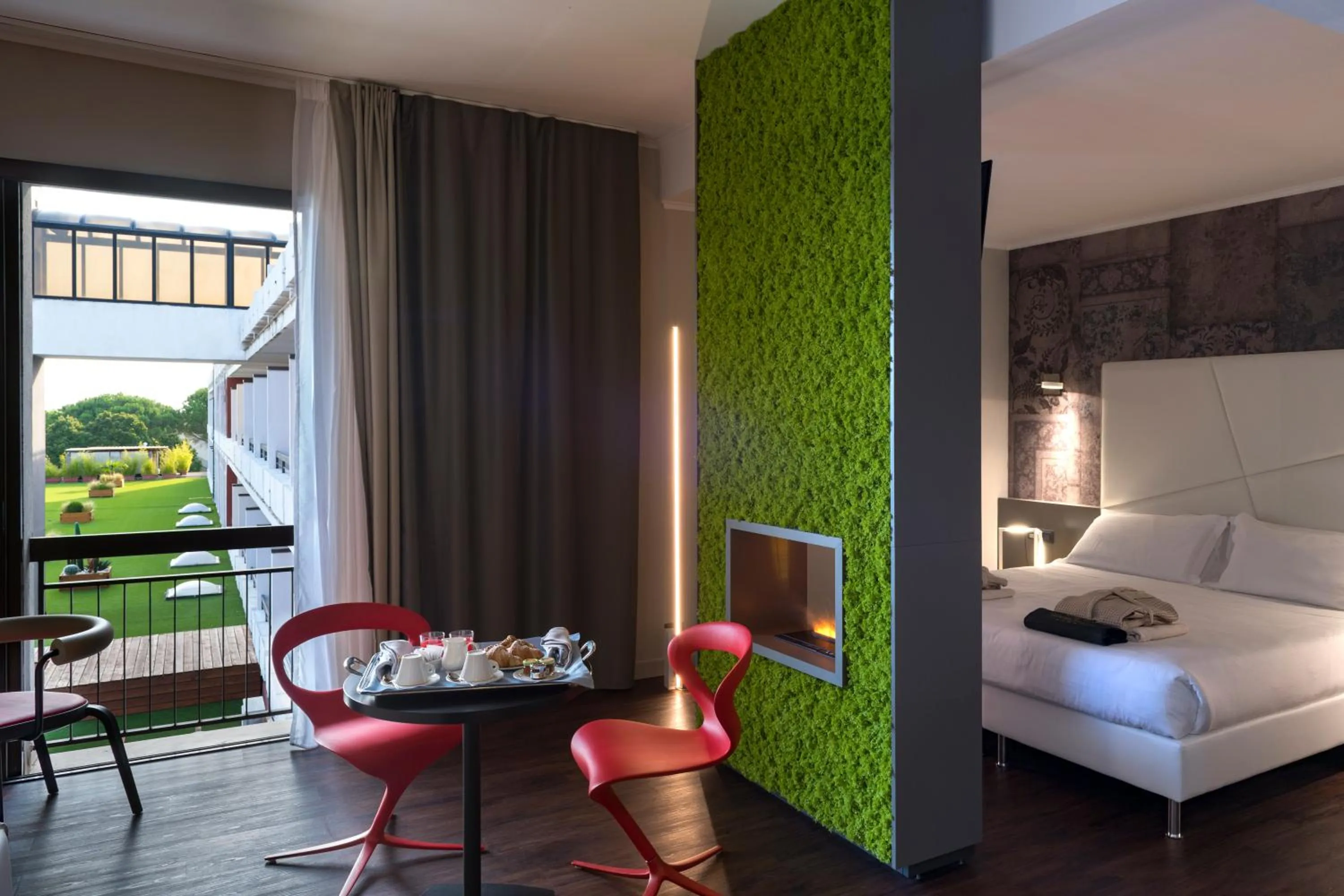 Photo of the whole room, Bed in Hotel Salus Terme - Adults Only