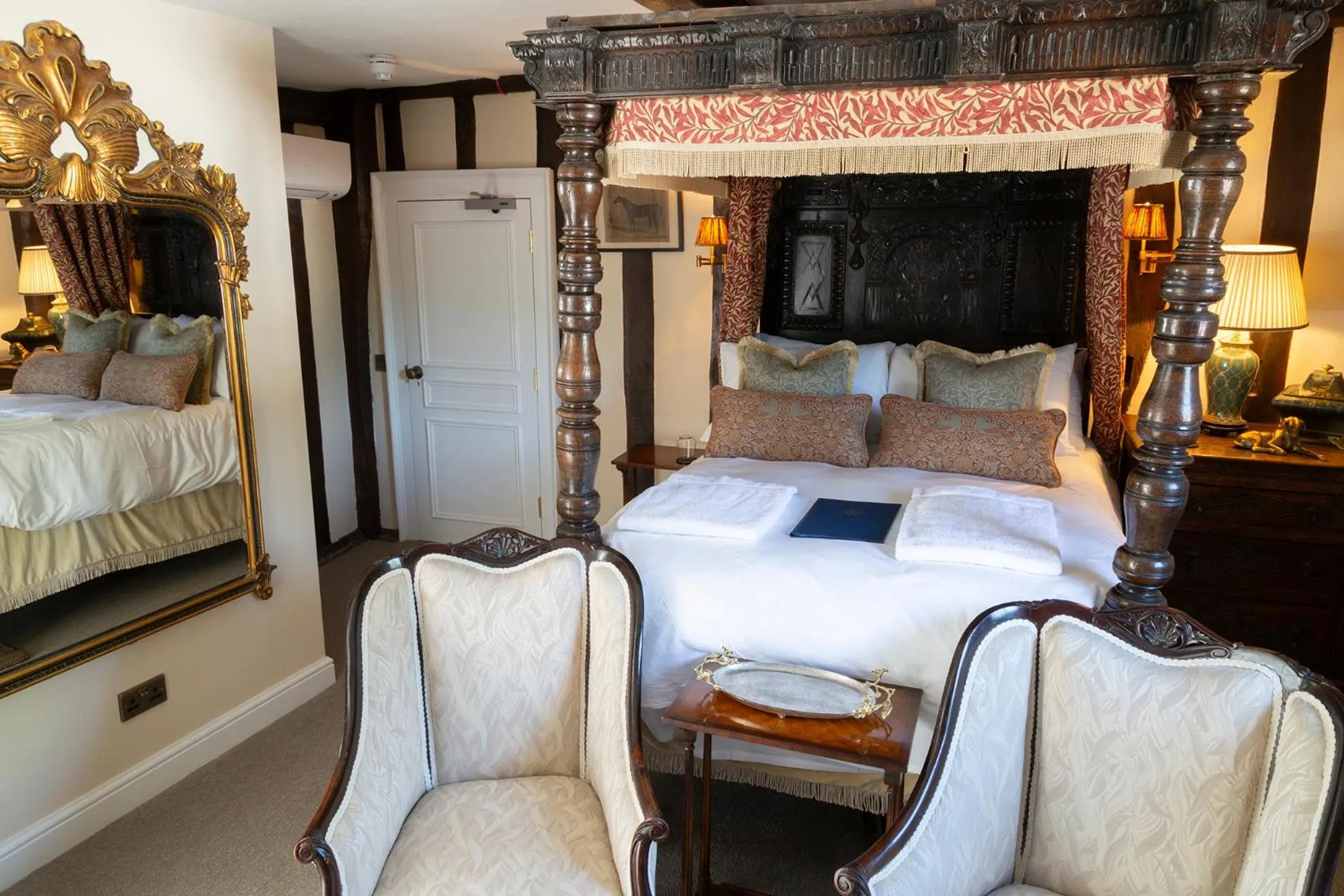 Bed in Worlington Hall