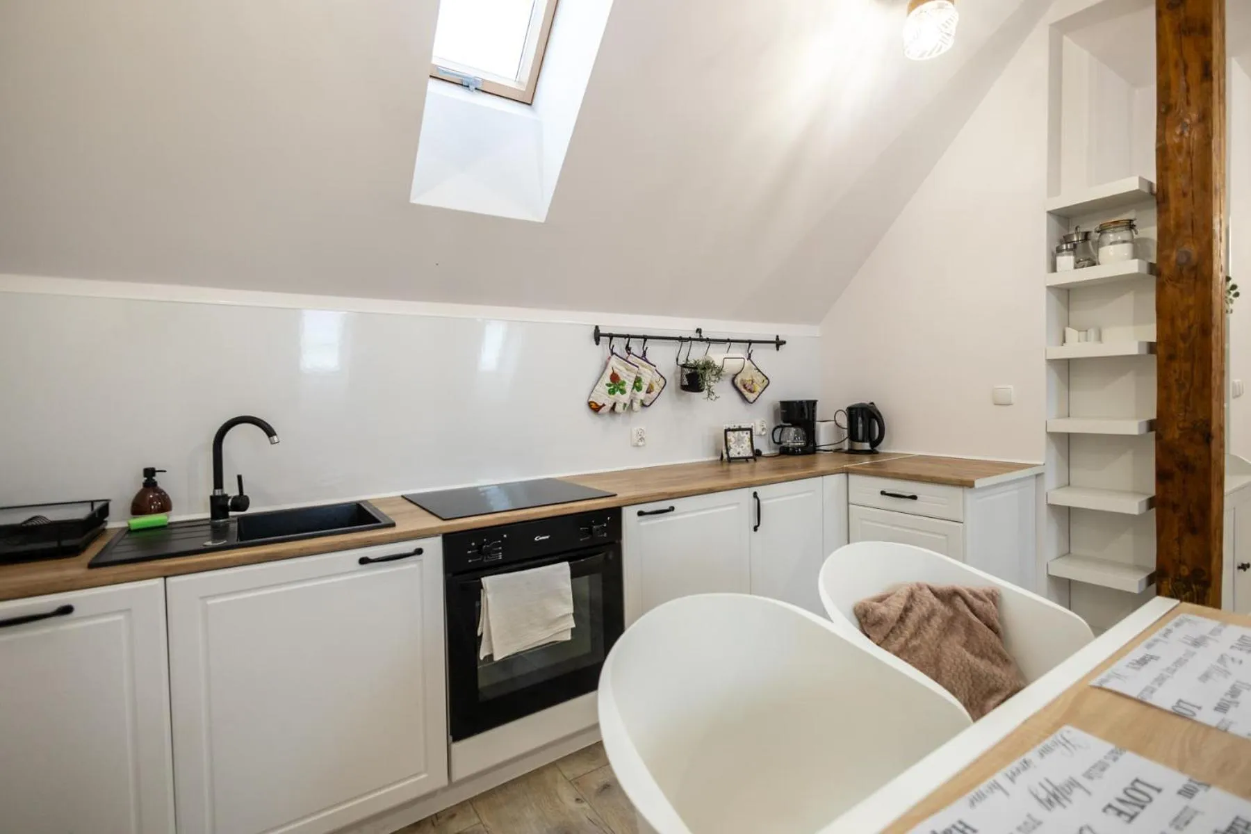 Kitchen or kitchenette in Apartament Uleczka by Rentoom