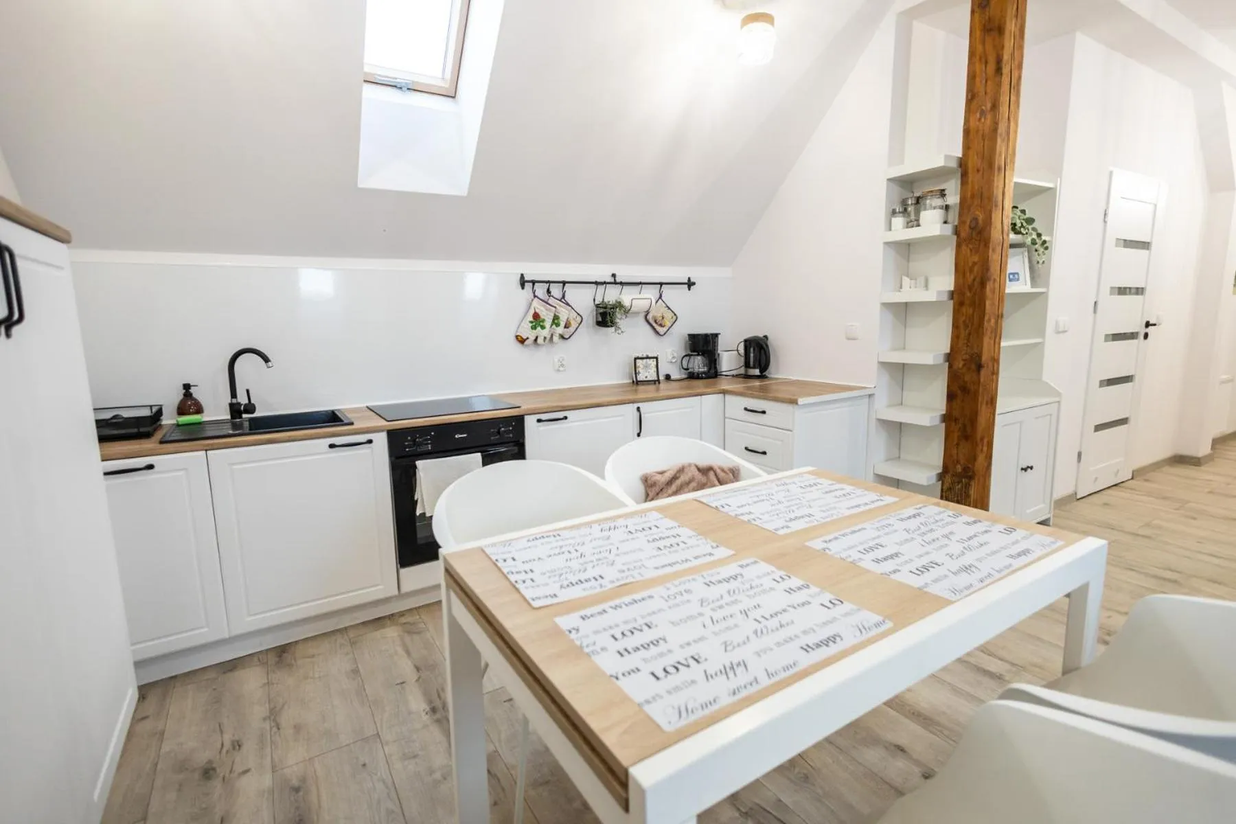 Kitchen or kitchenette in Apartament Uleczka by Rentoom