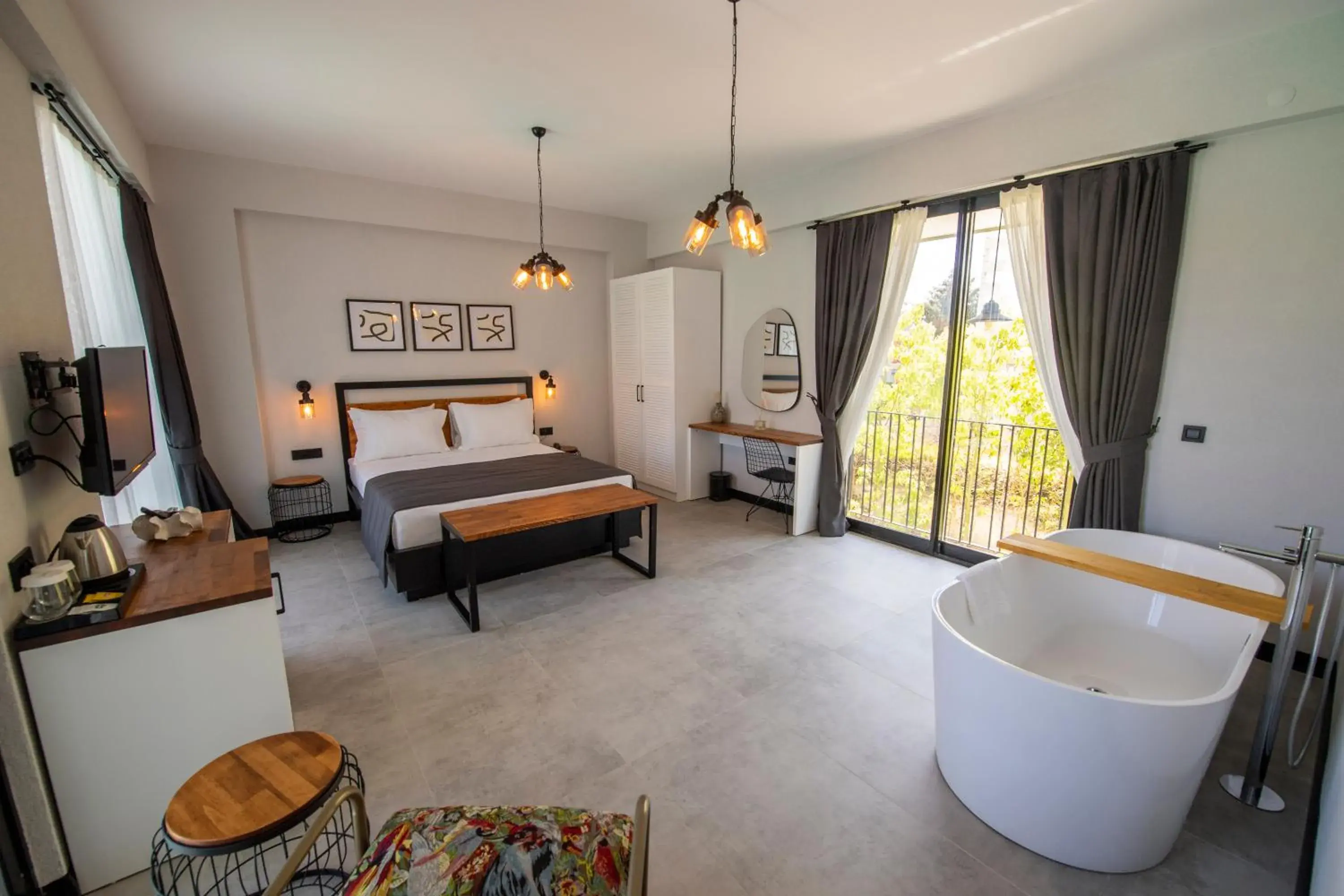 Queen Room with Spa Bath in Primus Alacati Adult Only Queen Room with Spa Bath in Primus Alacati Adult Only