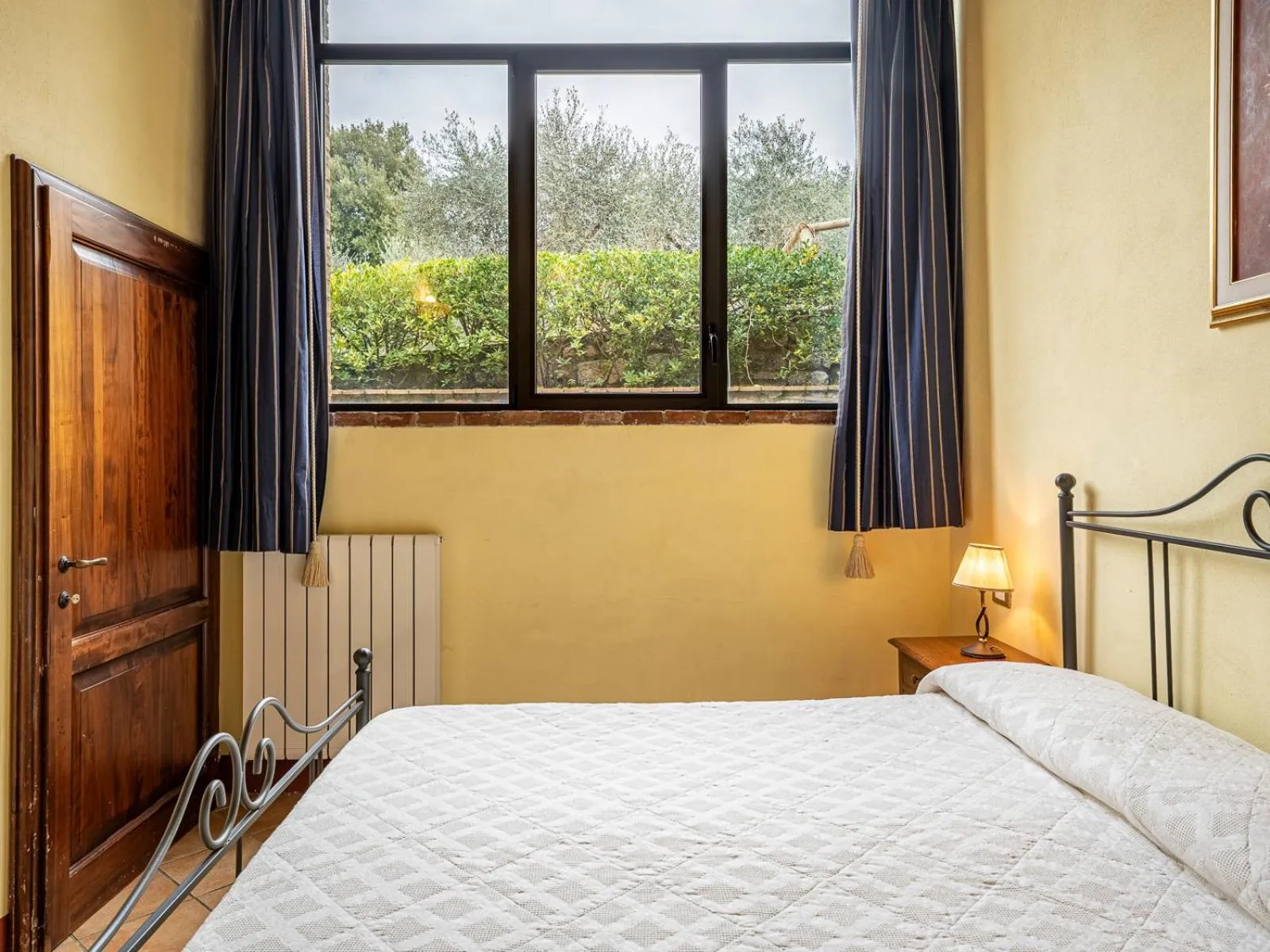 Bed in Antico Borgo Poggiarello