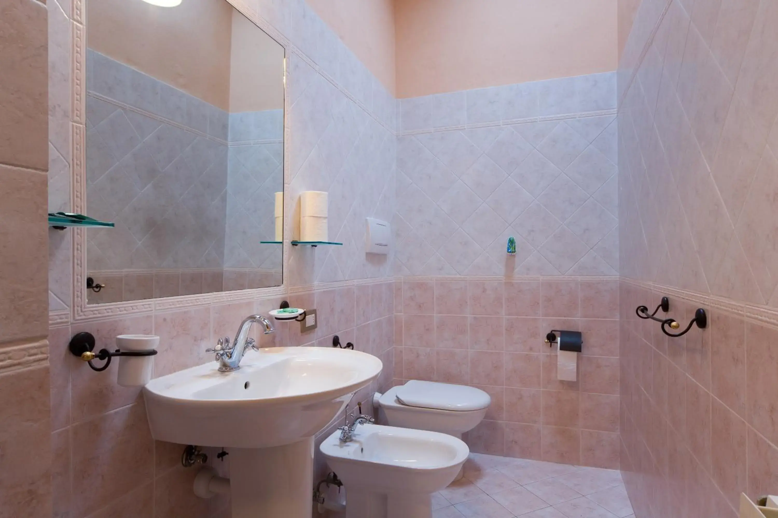 Three-Bedroom Apartment in Antico Borgo Poggiarello Three-Bedroom Apartment in Antico Borgo Poggiarello