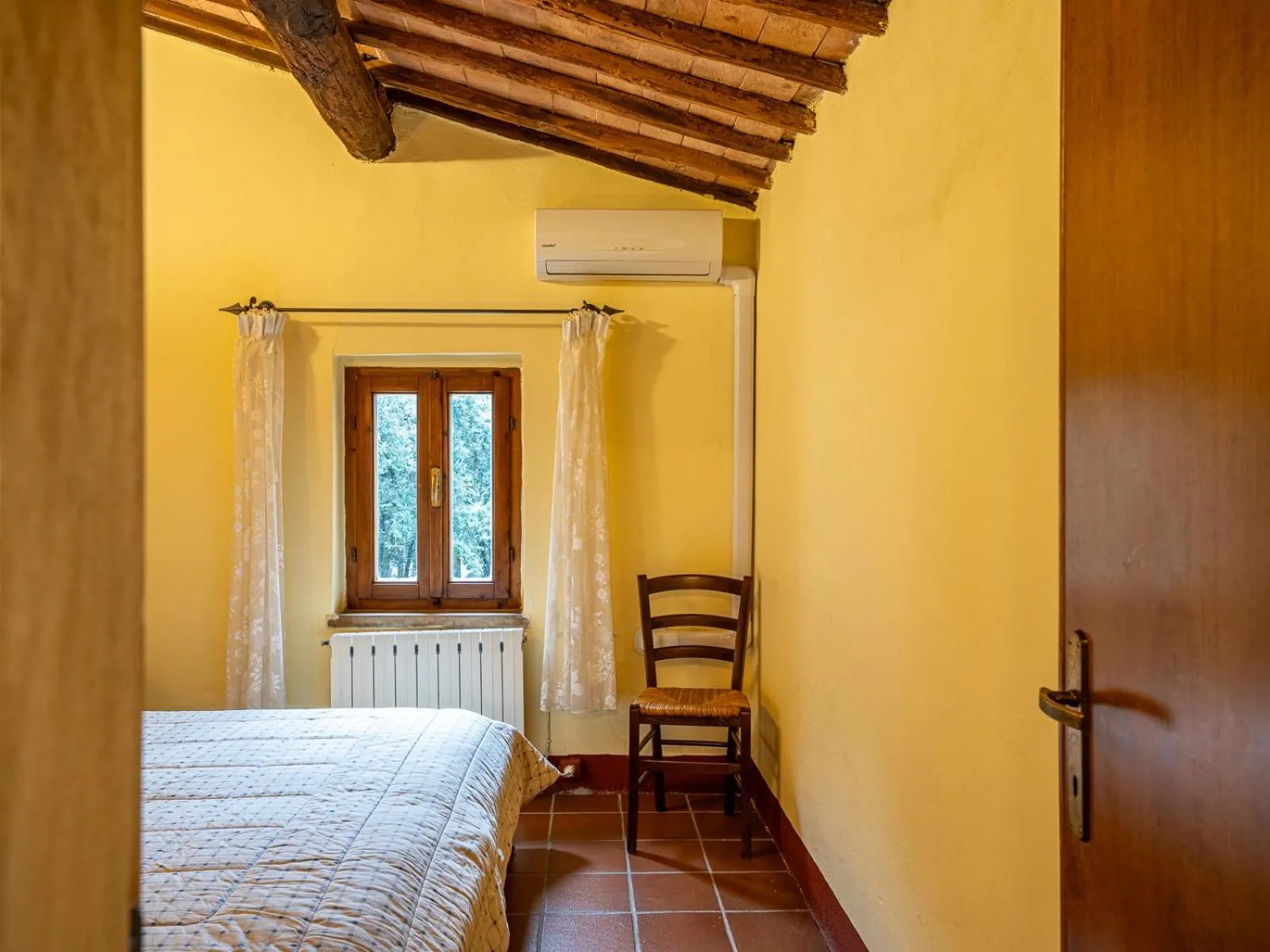 Bed in Antico Borgo Poggiarello