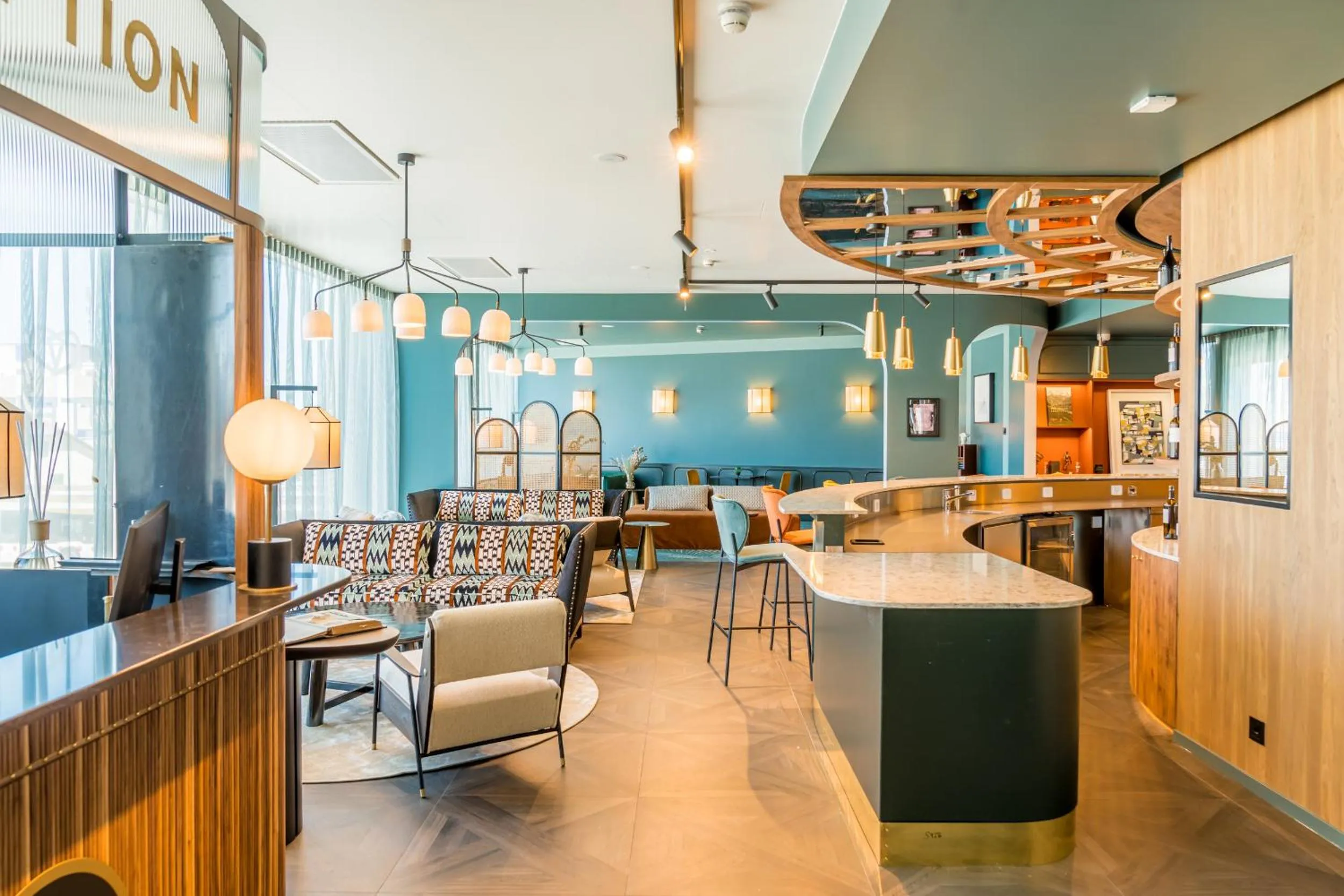 Lounge or bar in Hotel D Bulle - La Gruyère