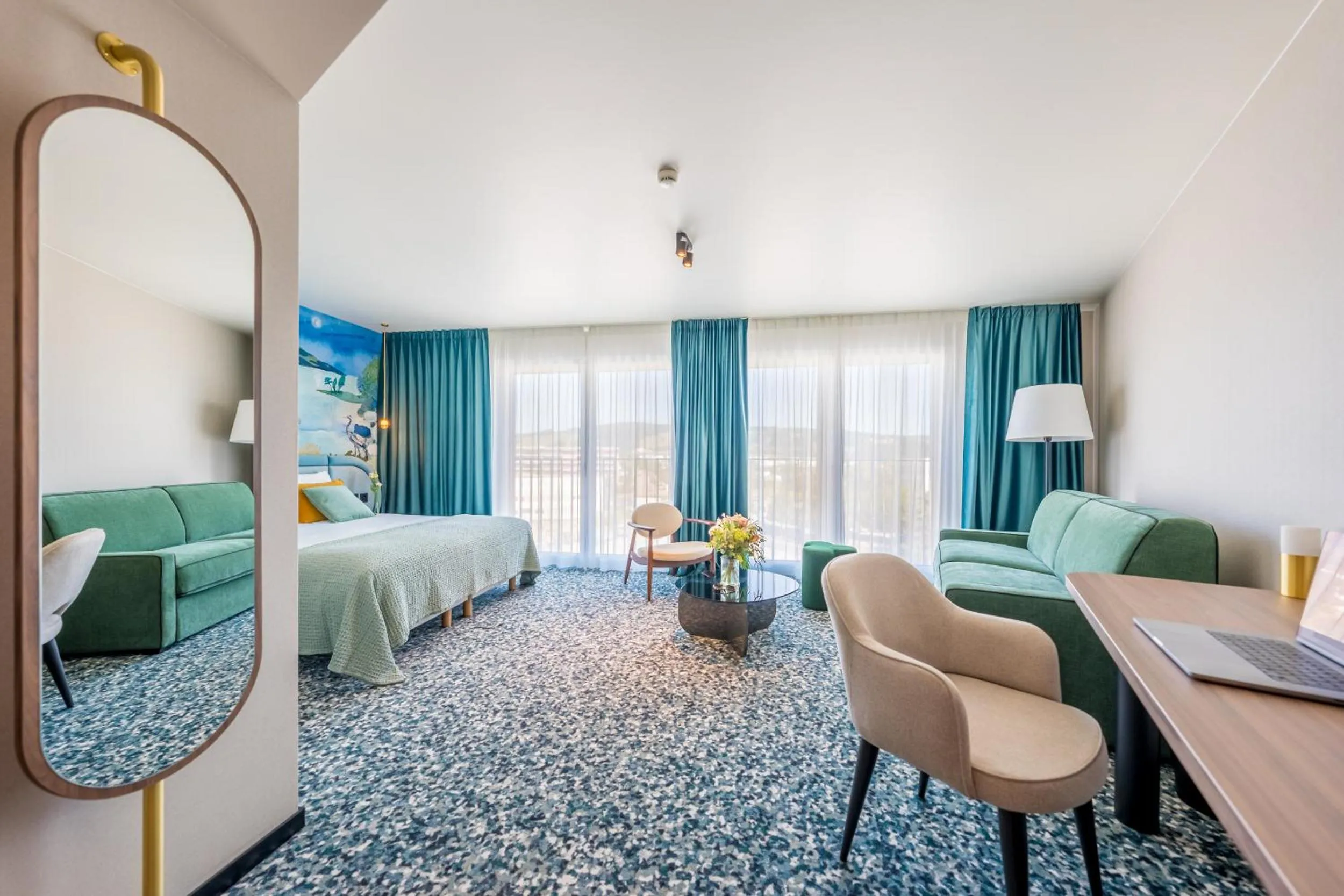 Photo of the whole room, Bed in Hotel D Bulle - La Gruyère