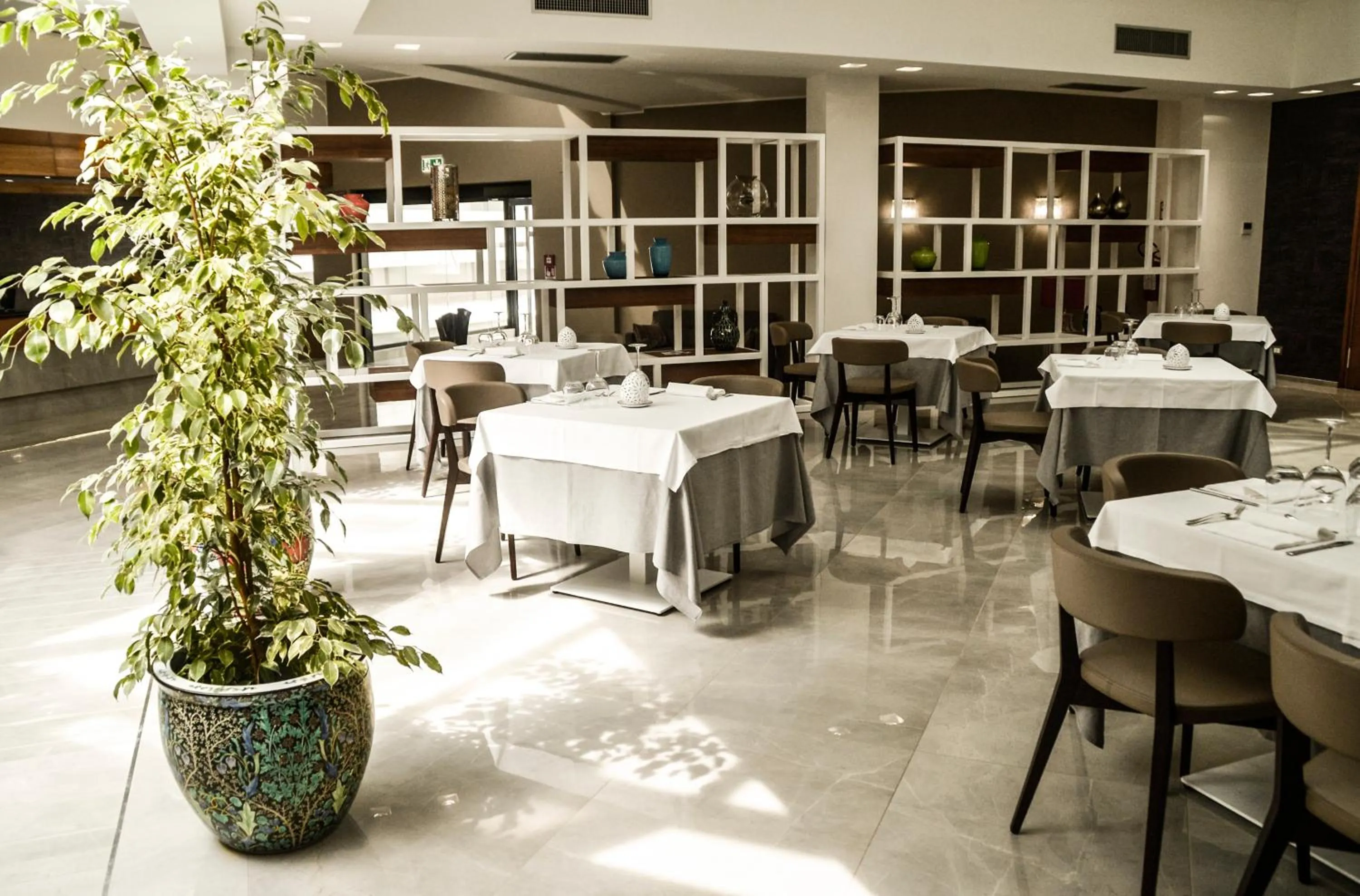 Restaurant/places to eat in D'Aragona Lifestyle Hotel