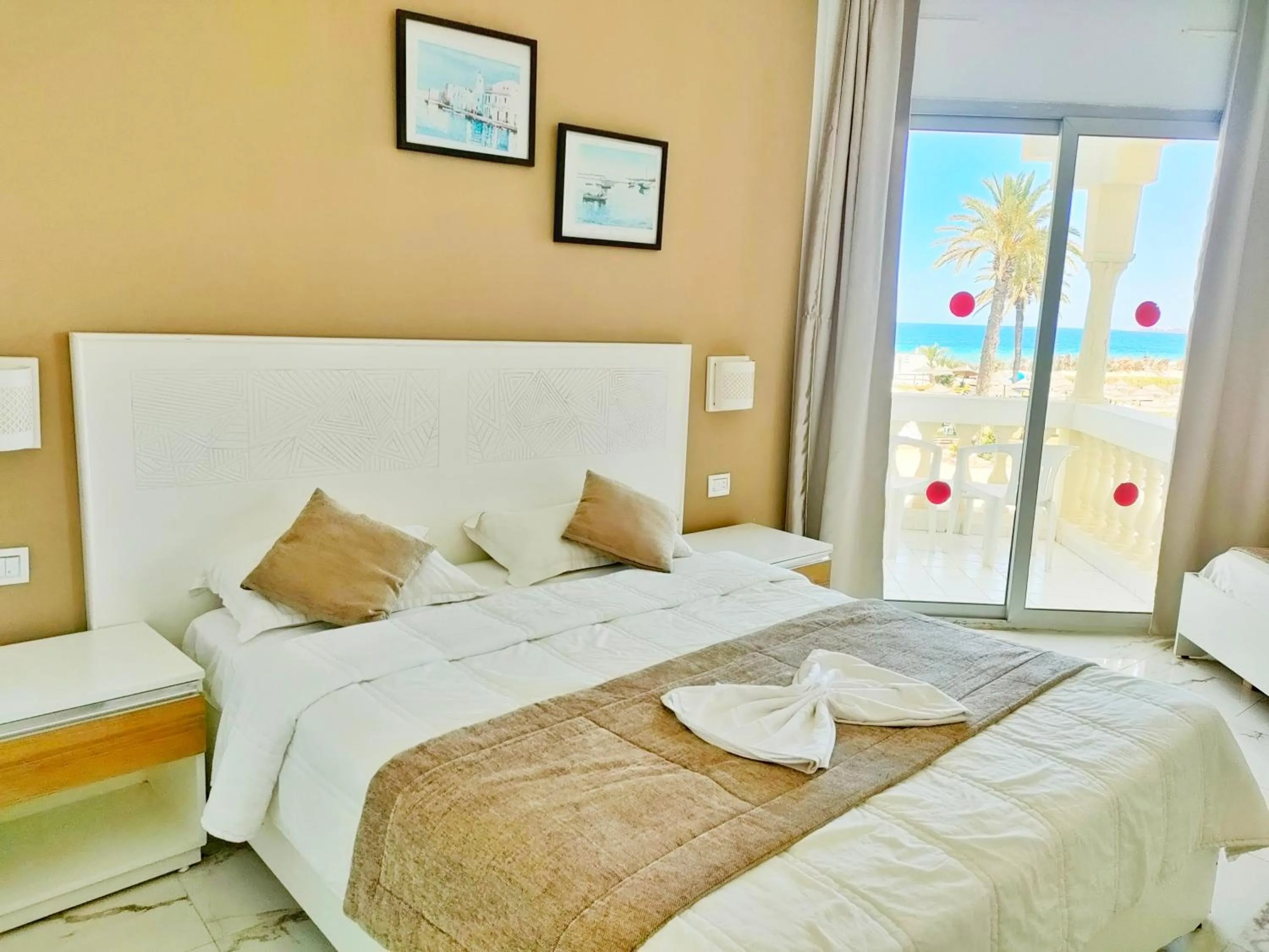 Triple Room with Garden View in Hotel Neptunia Skanes