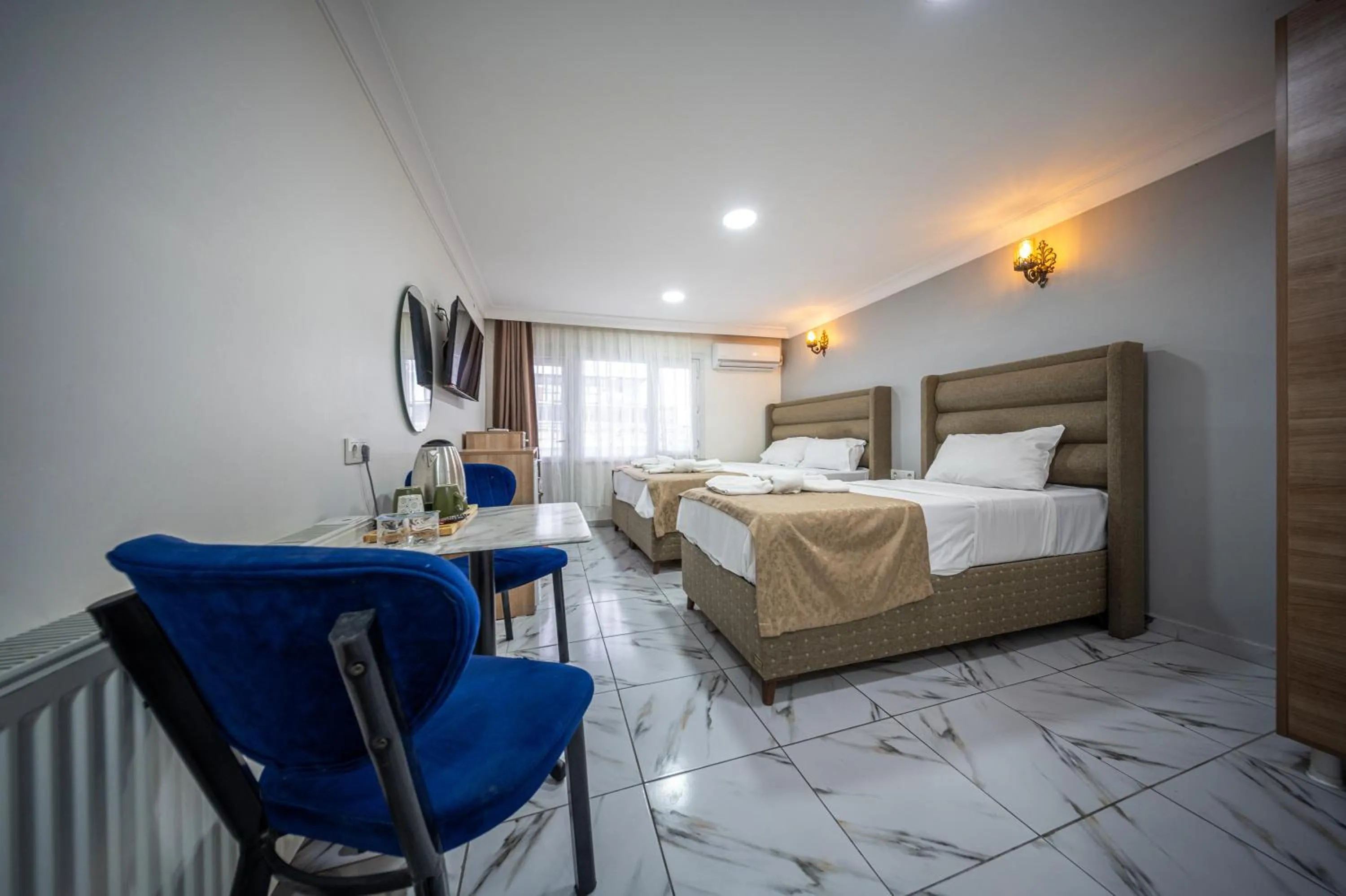 Kitchen or kitchenette, Bed in LAOS OTEL