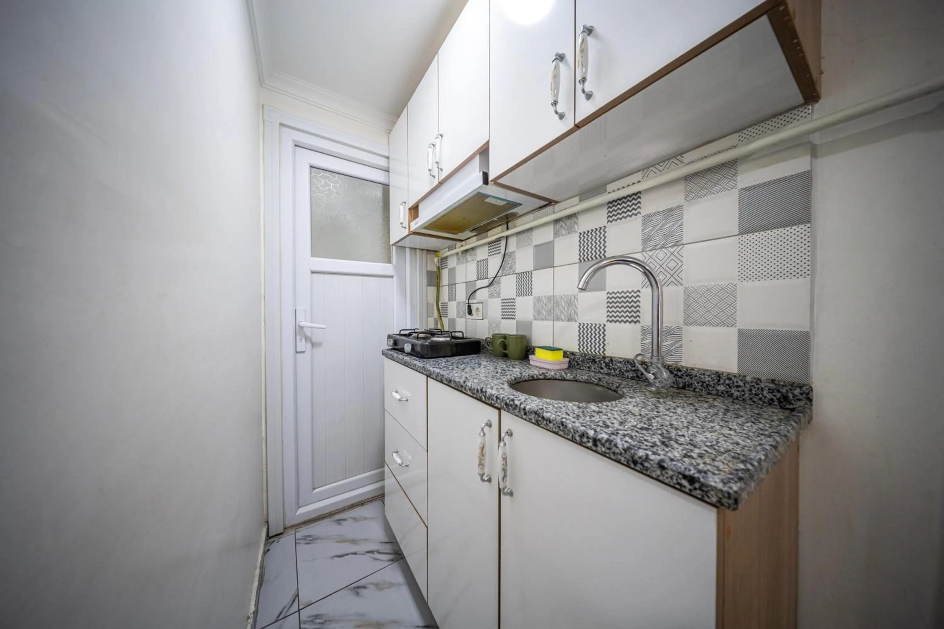 Kitchen or kitchenette in LAOS OTEL