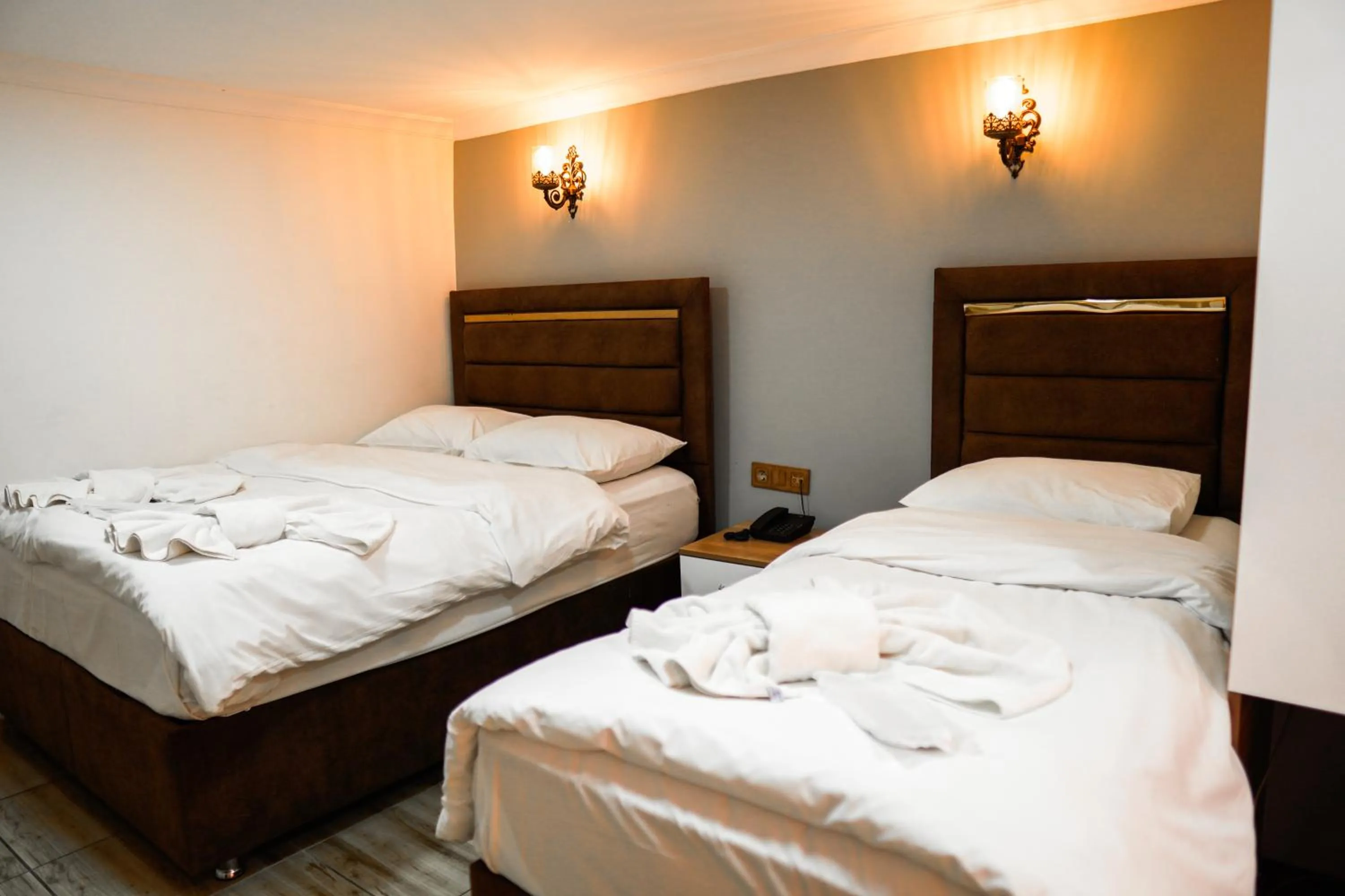 Standard Triple Room in LAOS OTEL