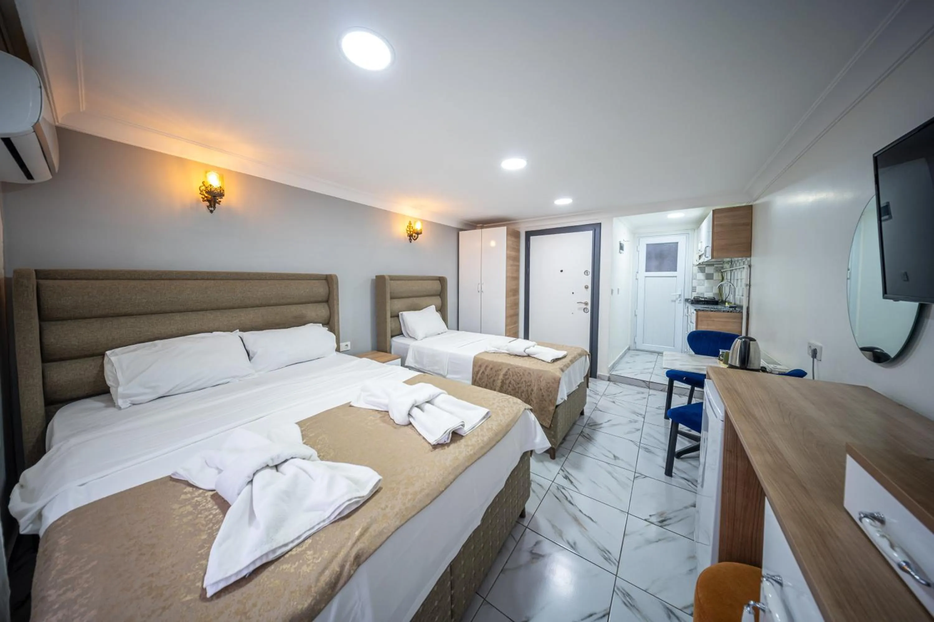 Photo of the whole room, Bed in LAOS OTEL