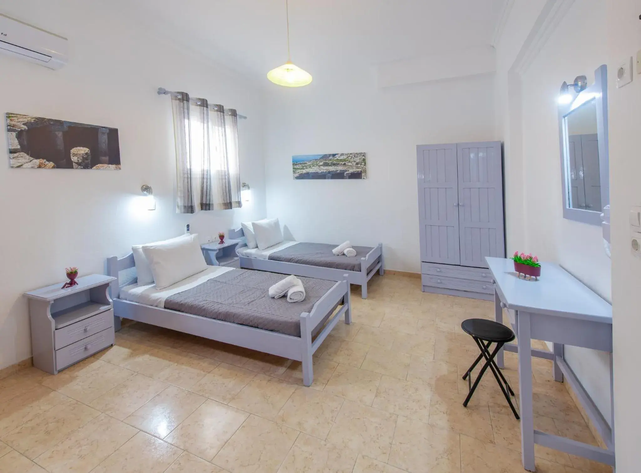 Twin Room in SantoriniNY Twin Room in SantoriniNY